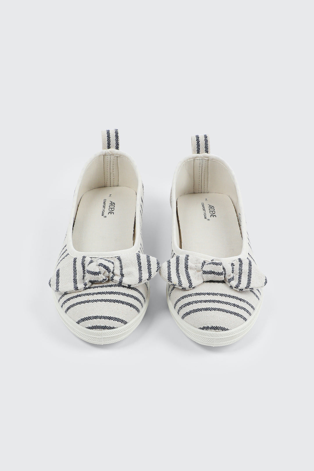 Slip On Sneakers with Bow