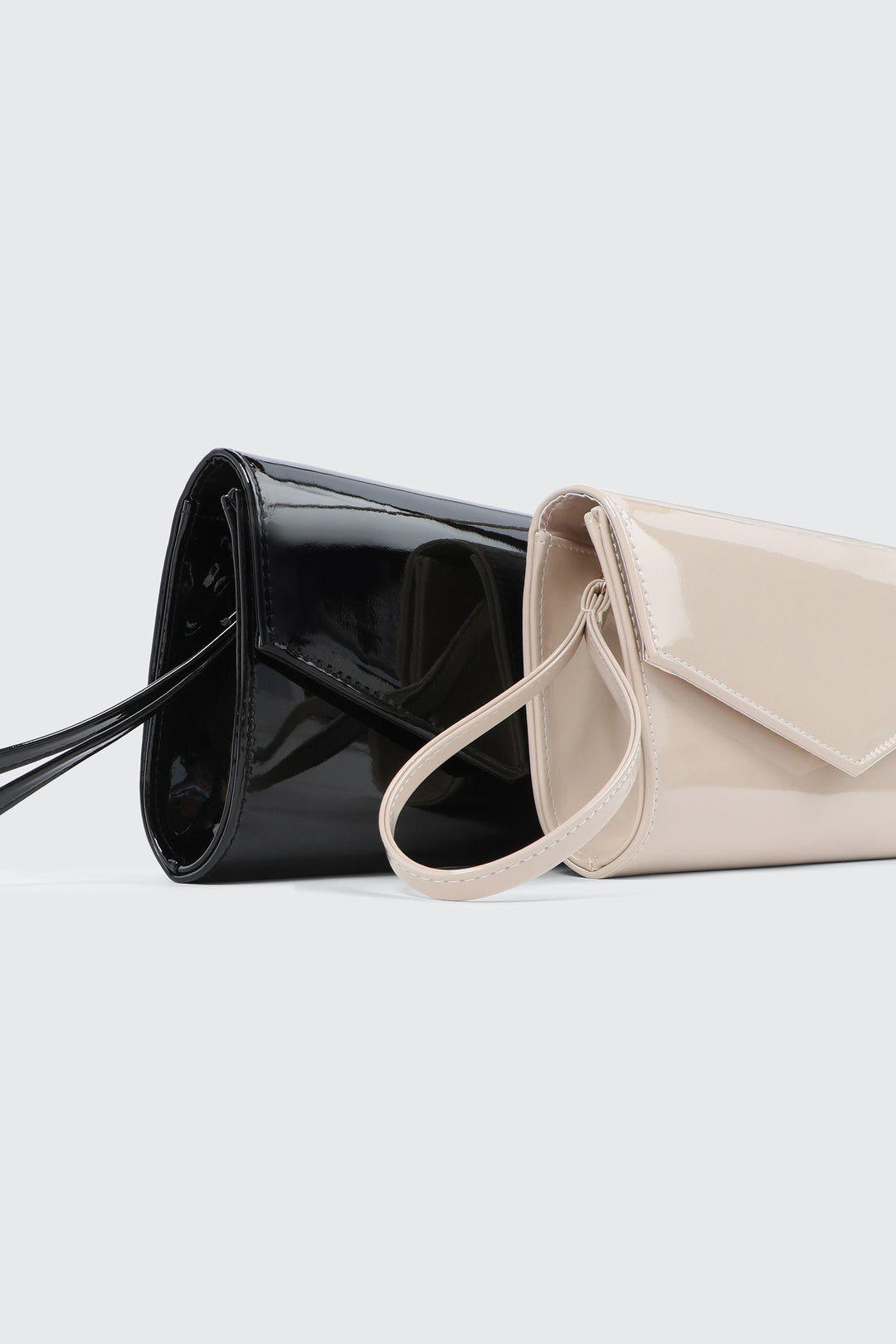 Sac de soirée en faux cuir verni