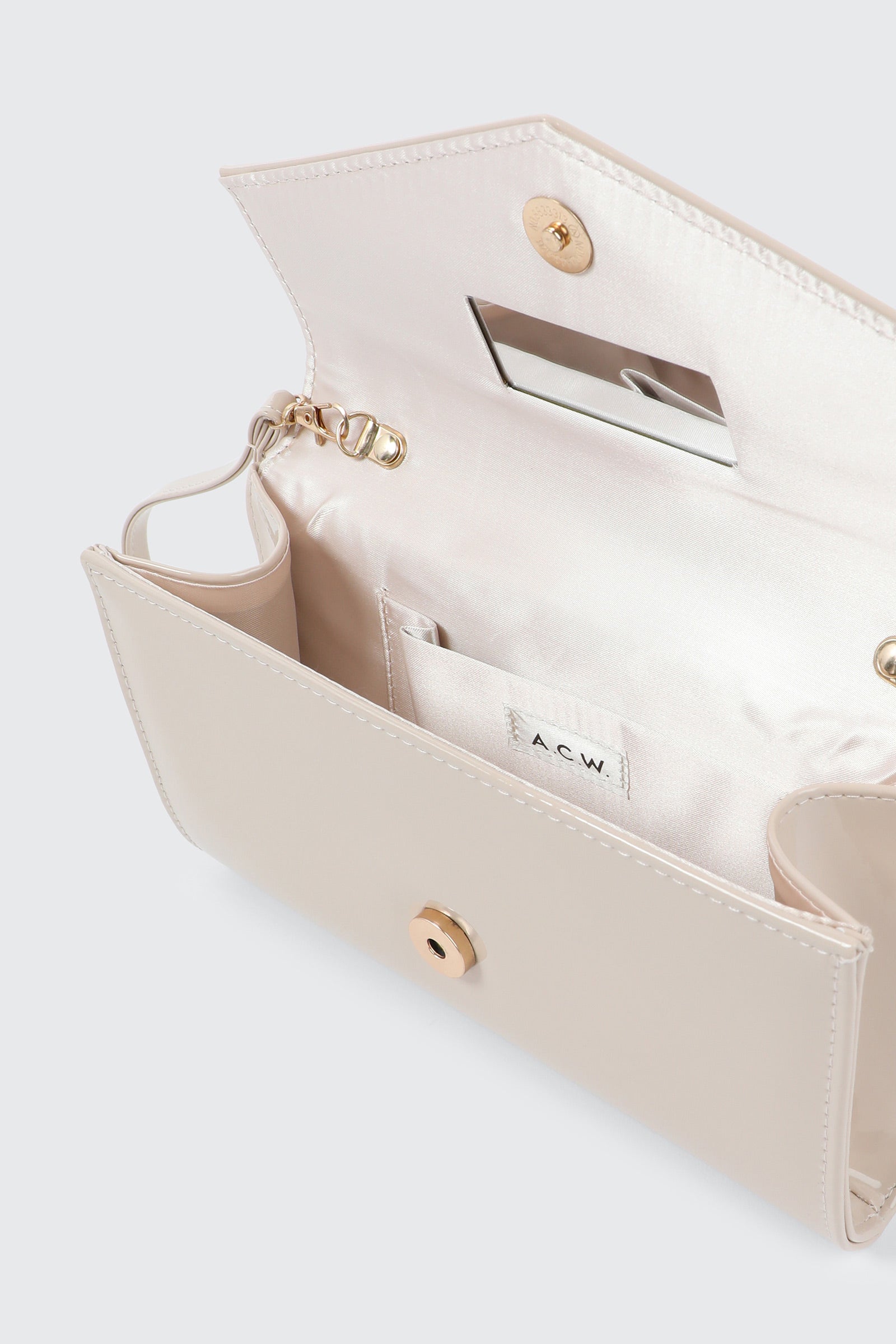 Patent Faux Leather Clutch – Ardene