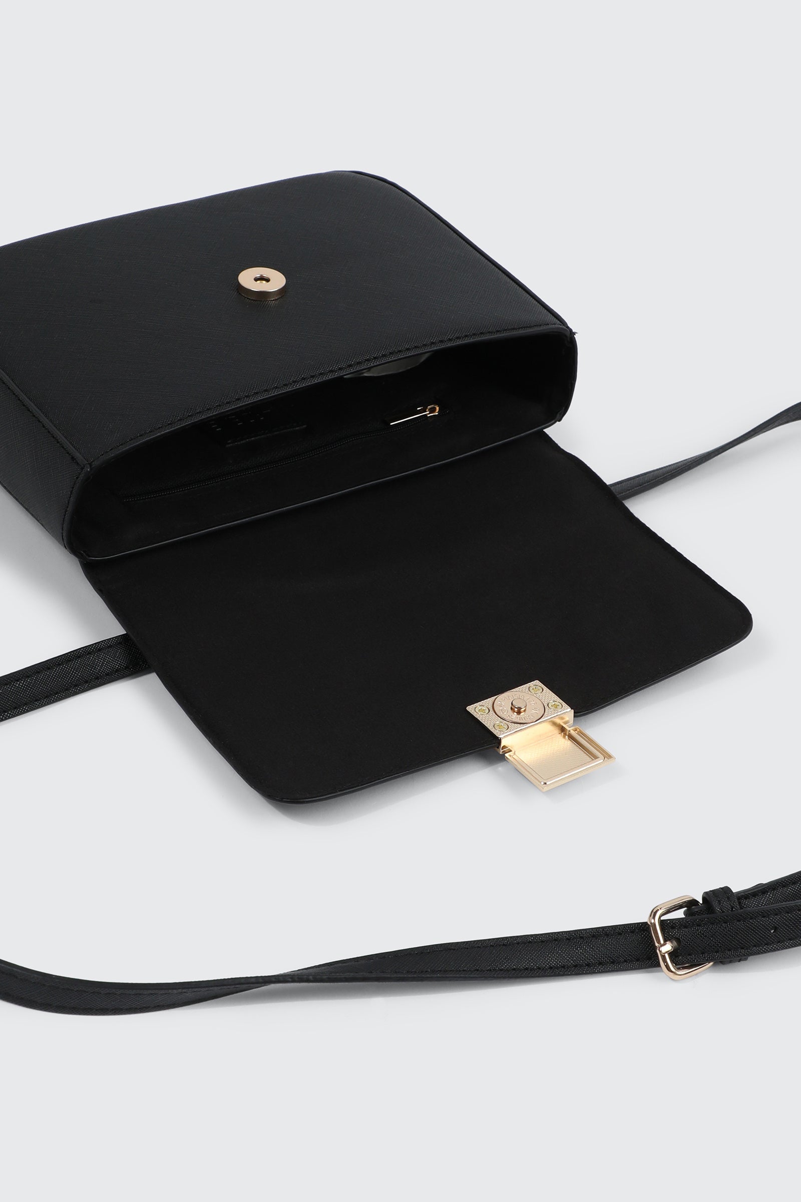 Faux Leather Crossbody Bag – Ardene