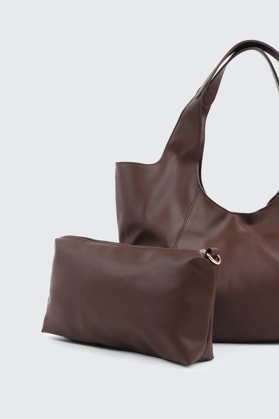 Grand sac d'épaule souple en faux cuir