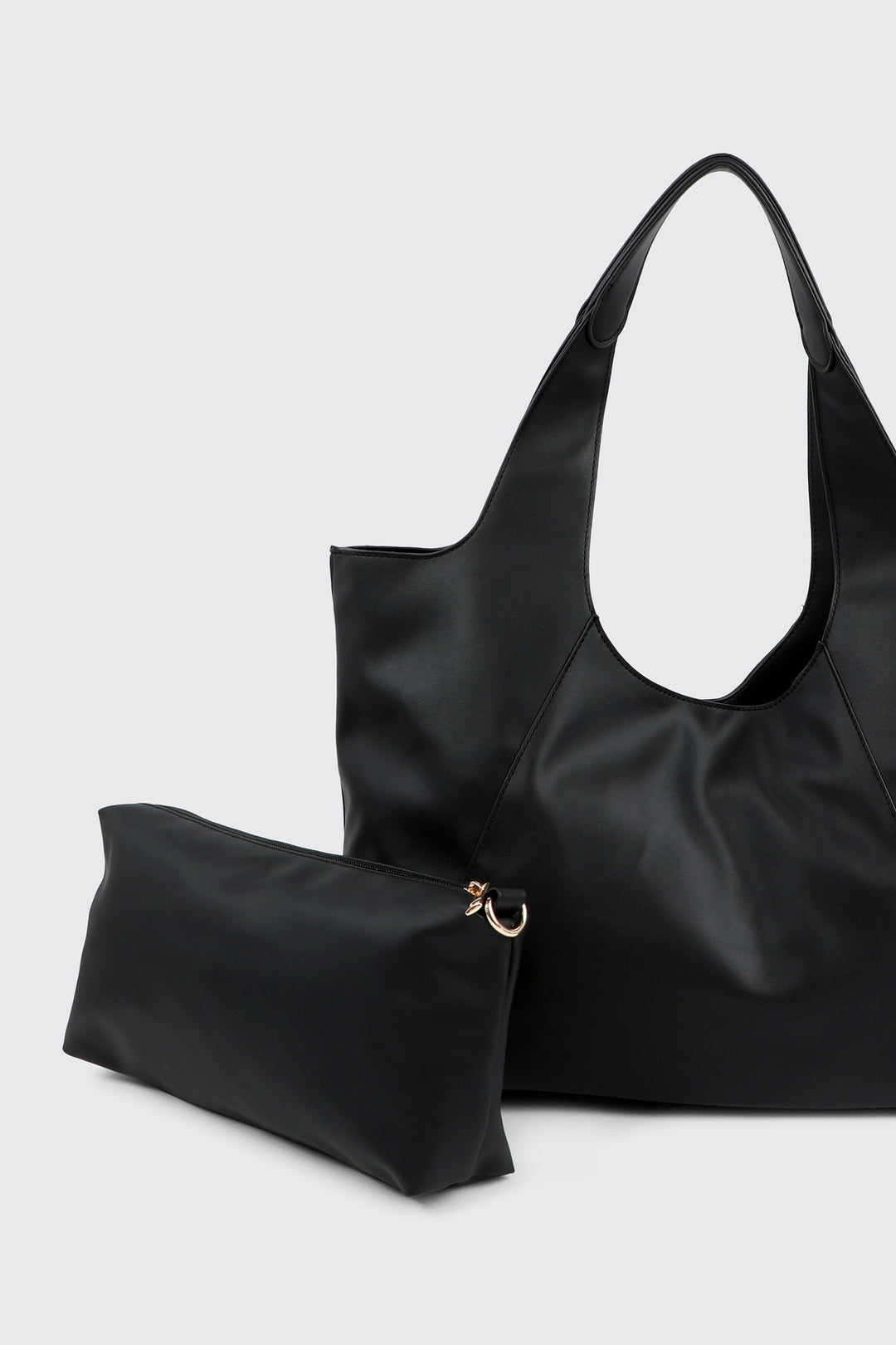 Grand sac d'épaule souple en faux cuir