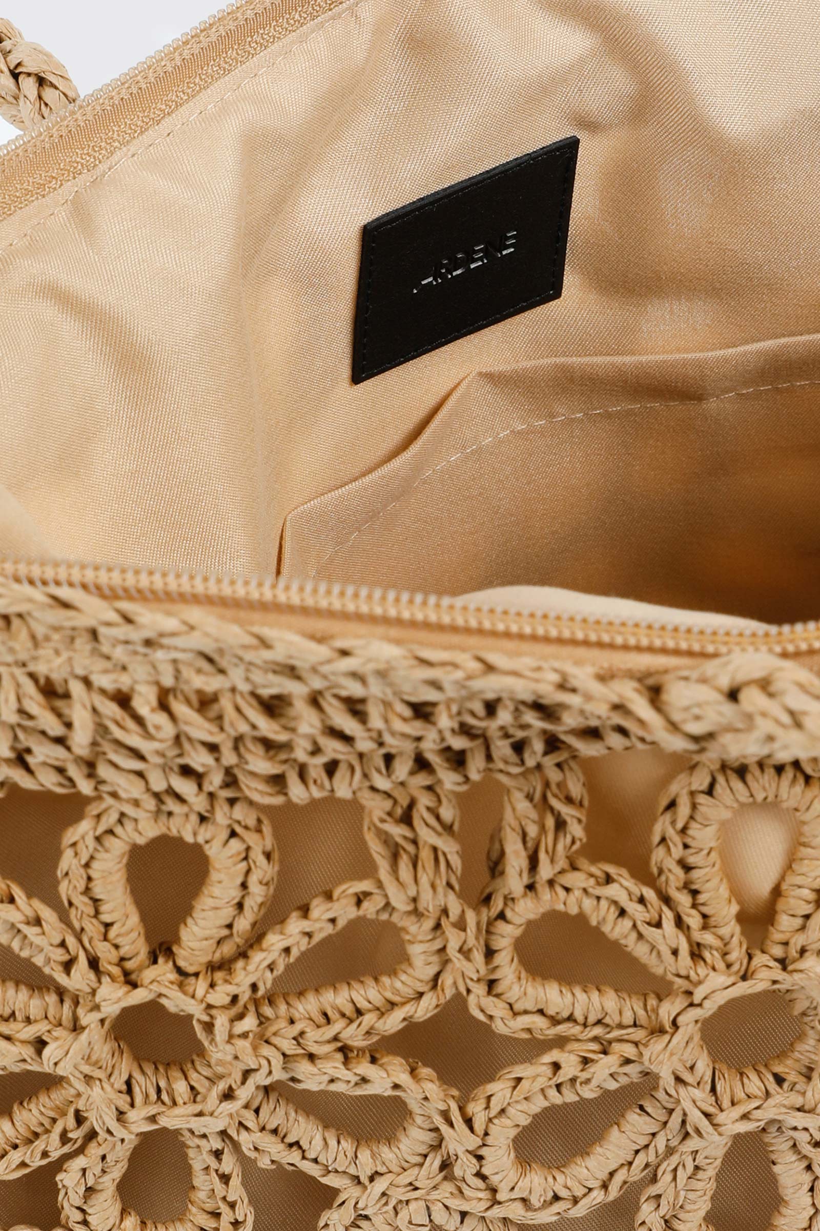 Straw Woven Shoulder Bag – Ardene