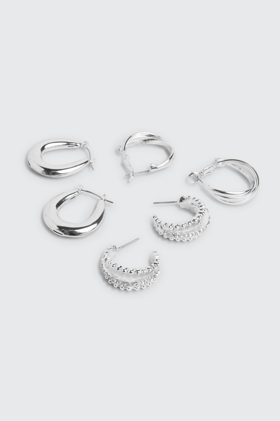 3 paires d’anneaux variés