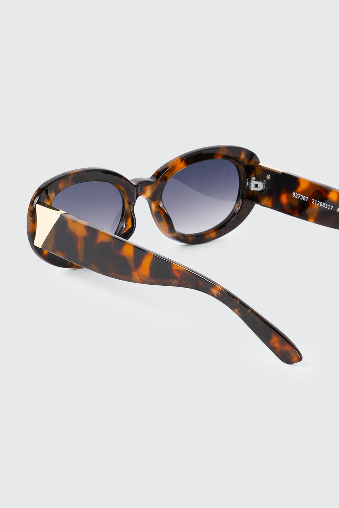 Chunky Oval Frame Sunglasses