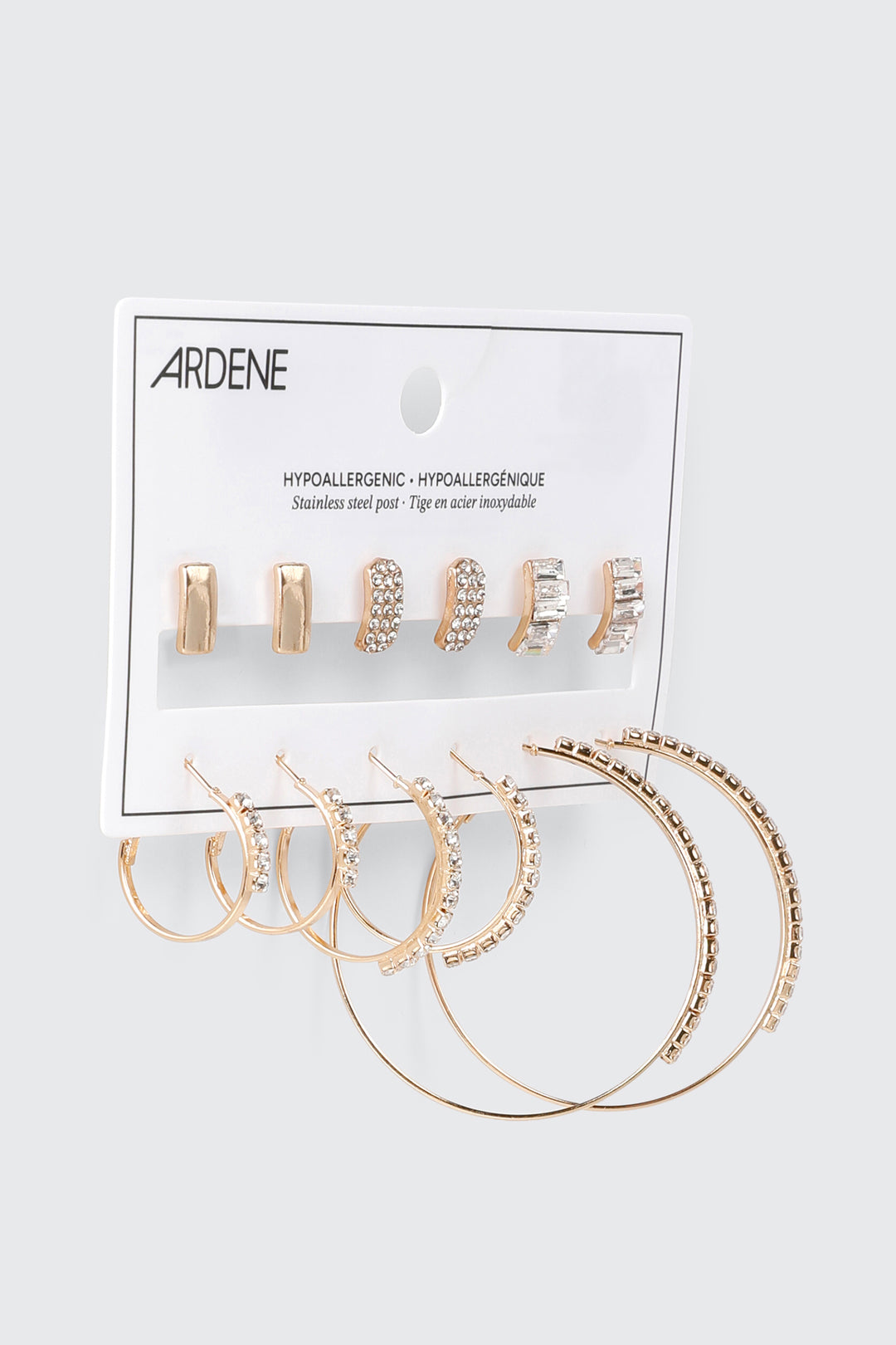 6 paires d’anneaux et de clous d’oreilles
