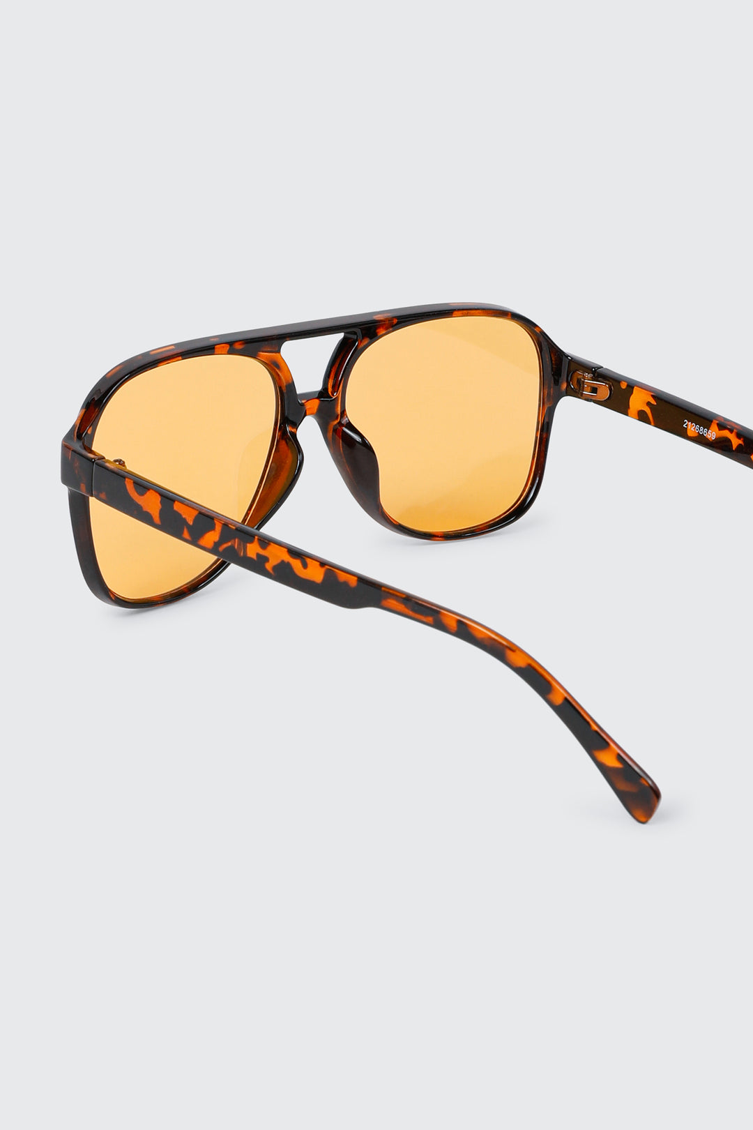 Thin Frame Aviator Sunglasses