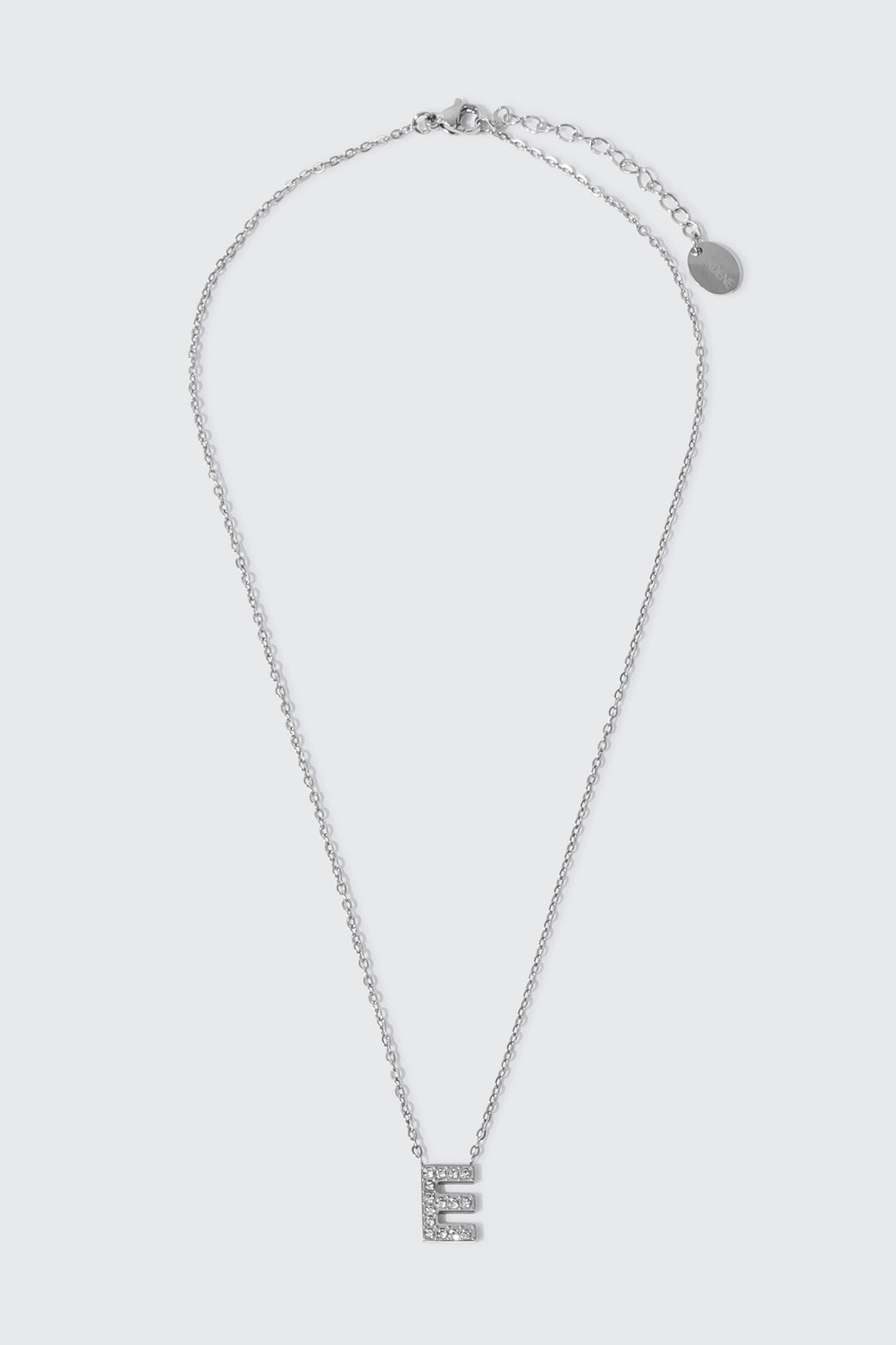 Collier initiale E en acier inoxydable
