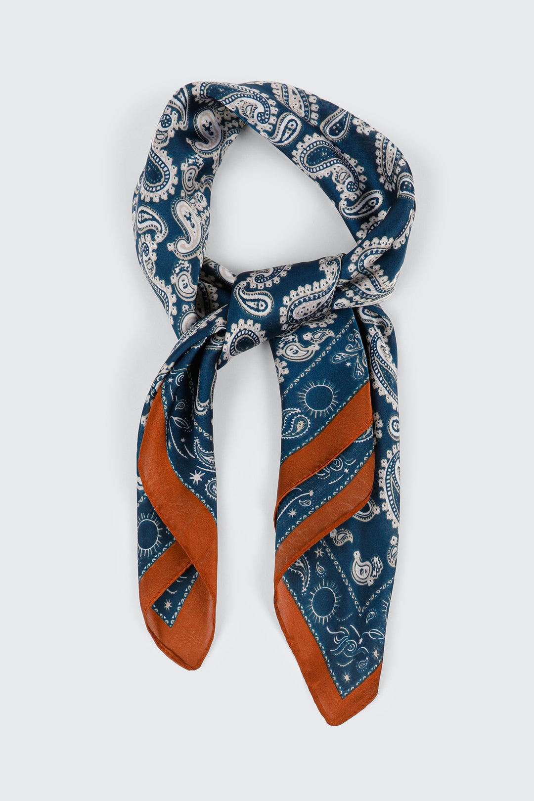 Foulard carré à motif cachemire