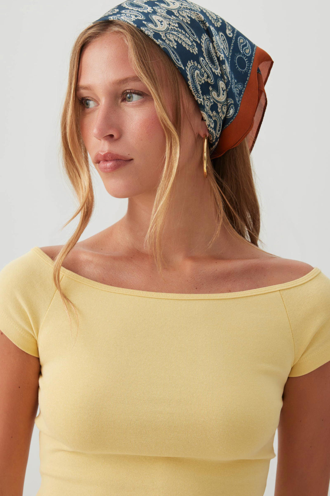 Foulard carré à motif cachemire