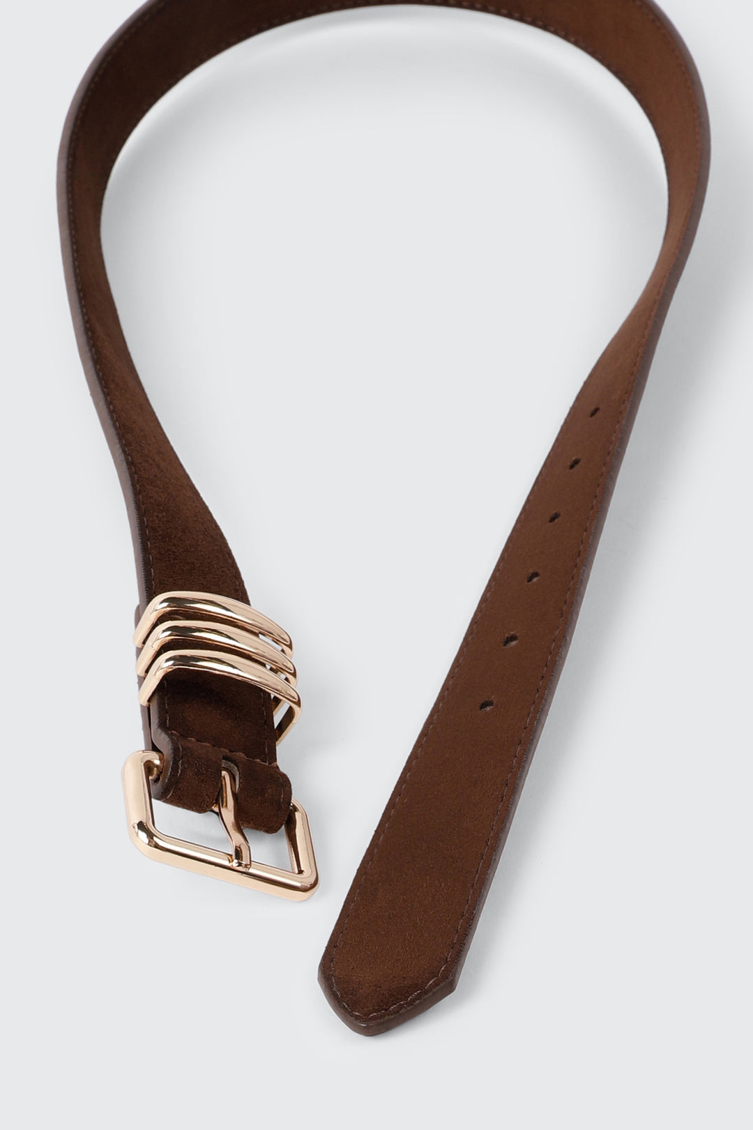 Ceinture en faux suède à boucle carrée