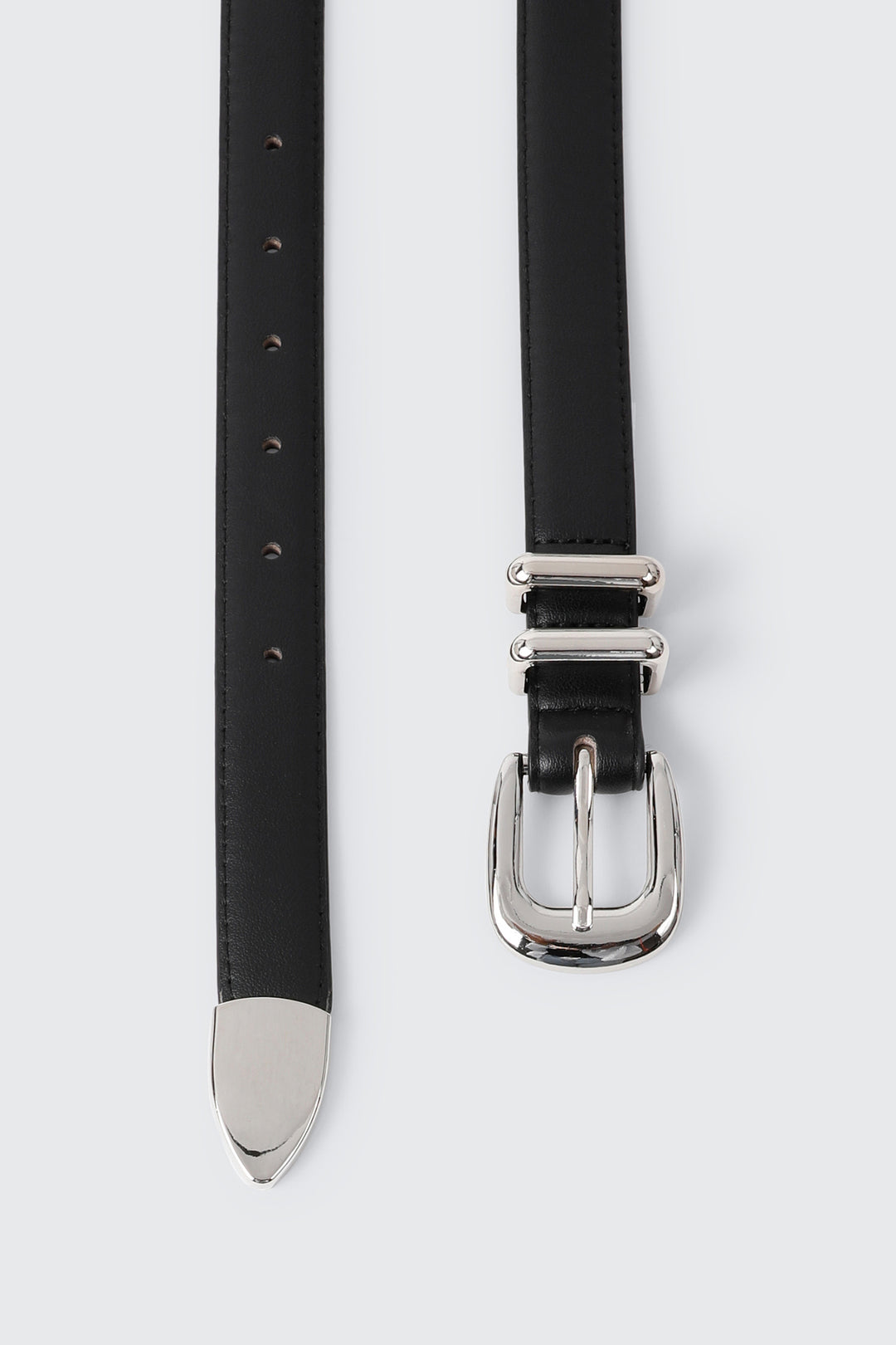 Ceinture en faux cuir à boucle ovale