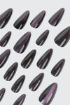 20 ongles d’Halloween effet œil-de-chat