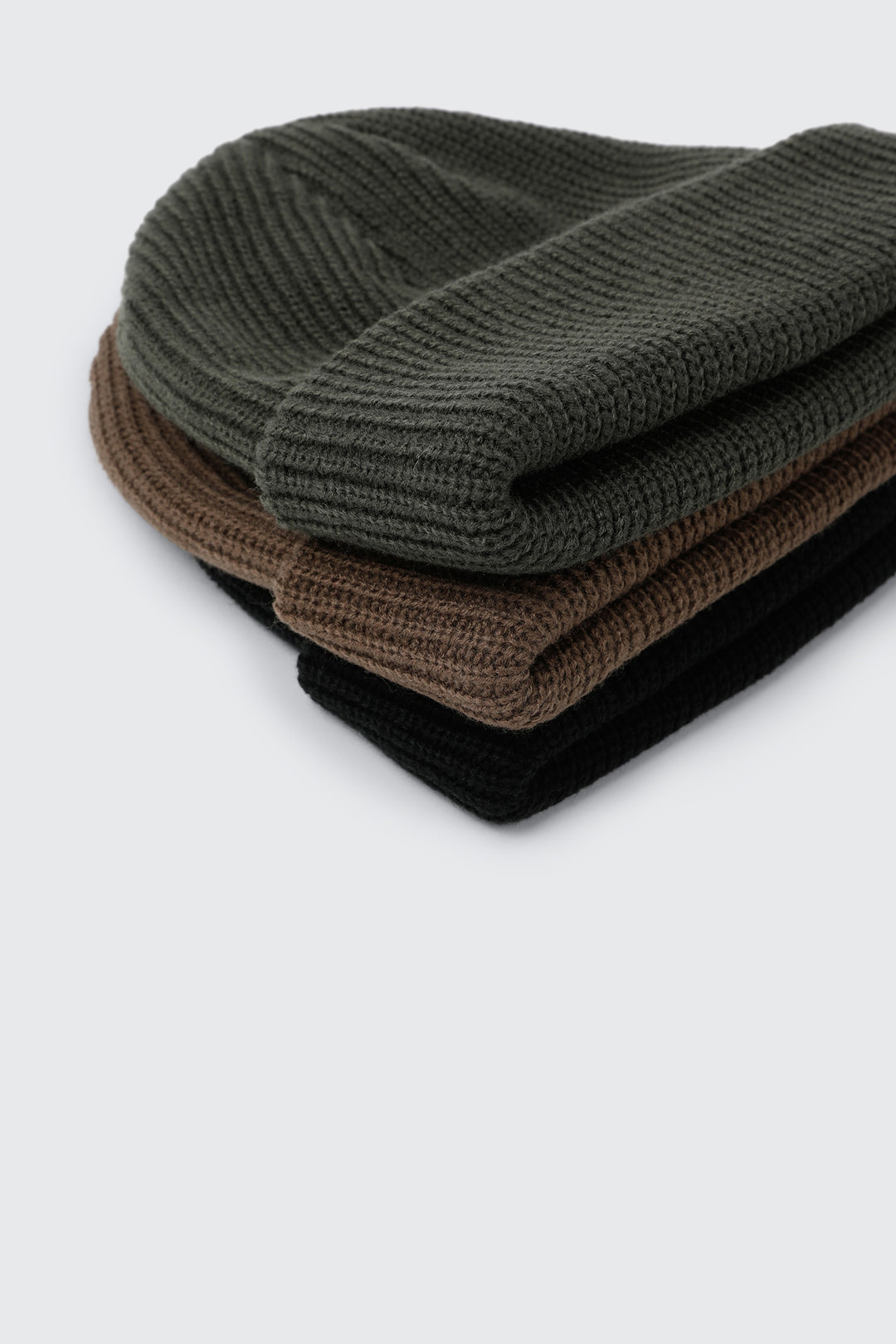 Ribbed Short Roll Beanie