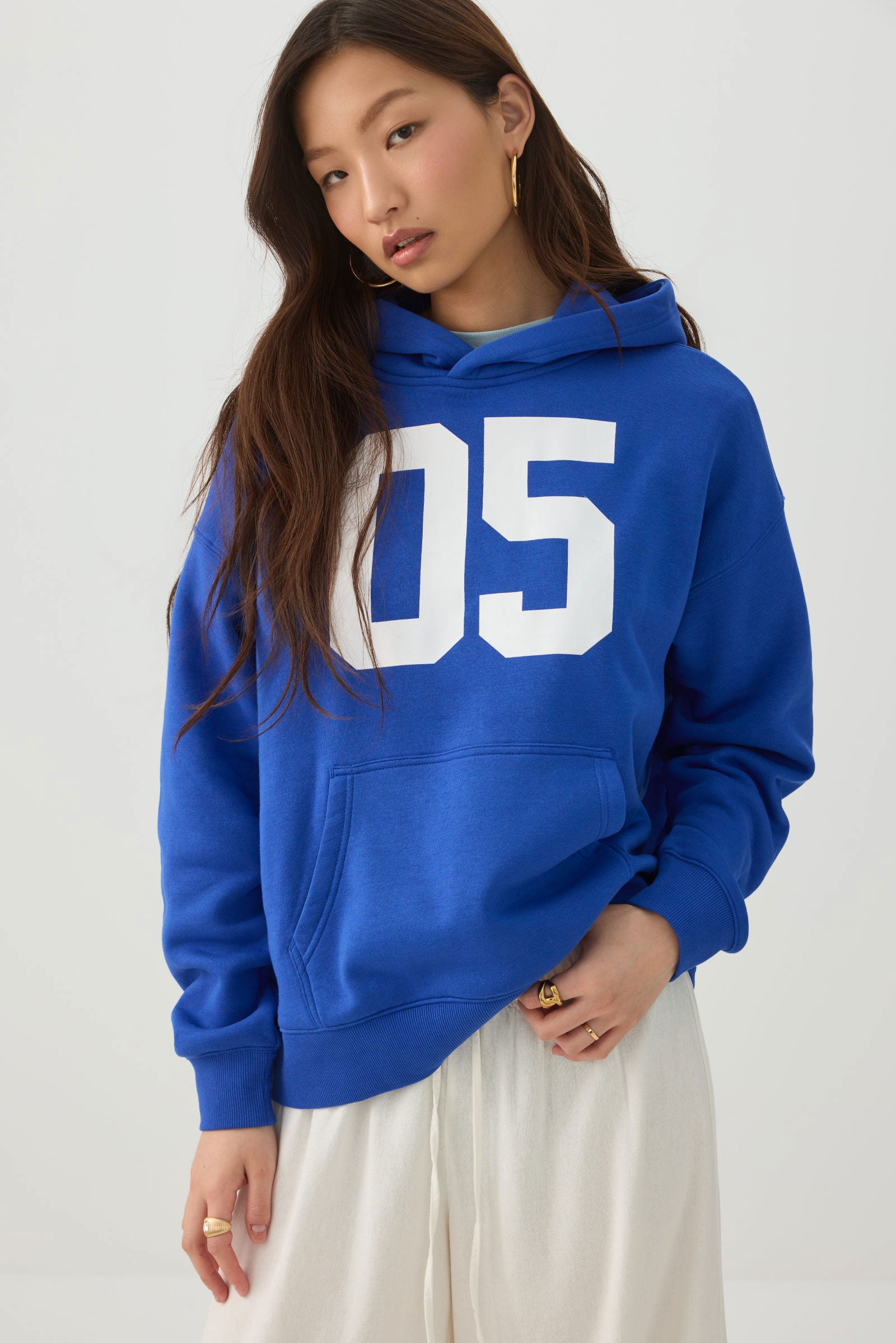 Oversized Graphic Hoodie | Ardene