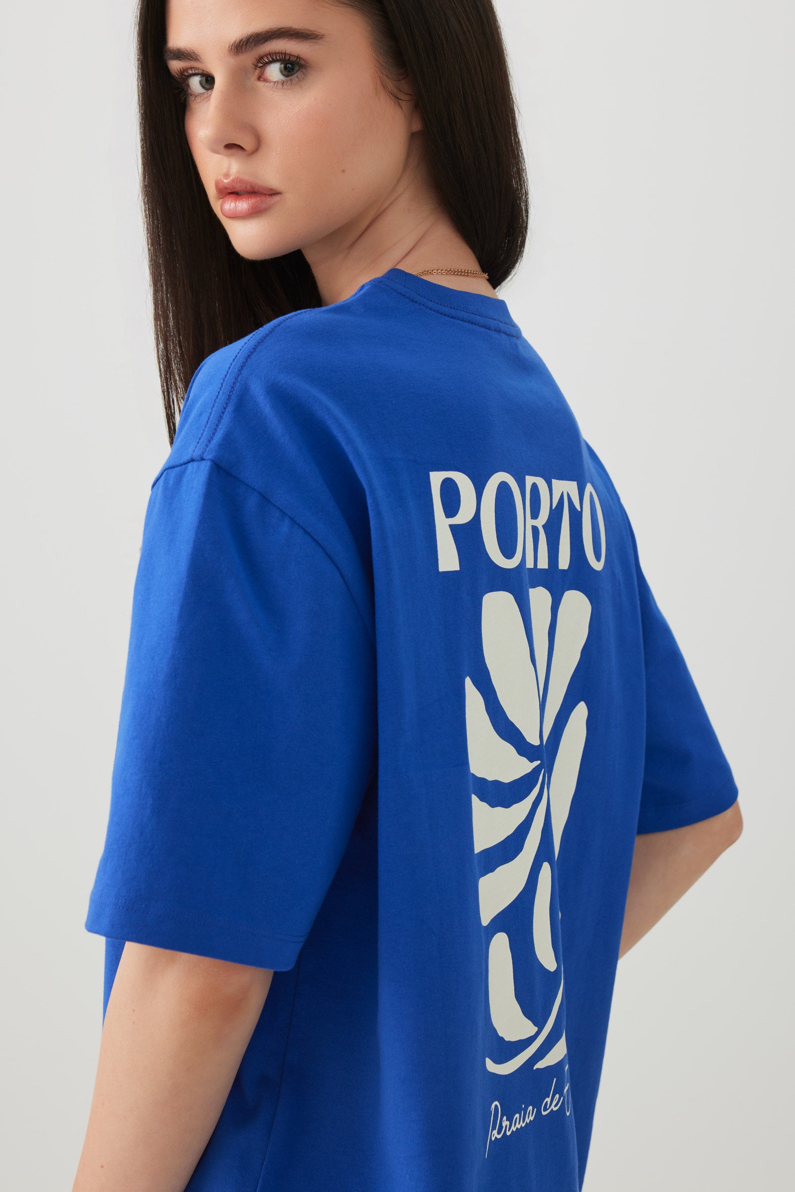 うっちーさん Oversized Round Neck T-Shirt Cotton Oversized Graphic T-Shirt | Ardene