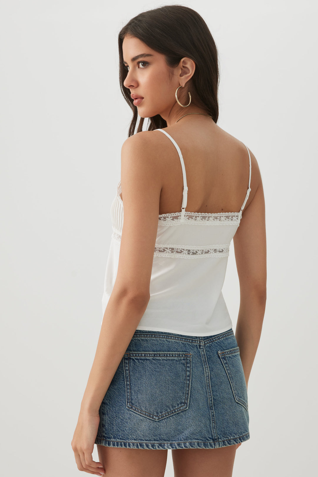 Lace Trim Cropped Tank Top