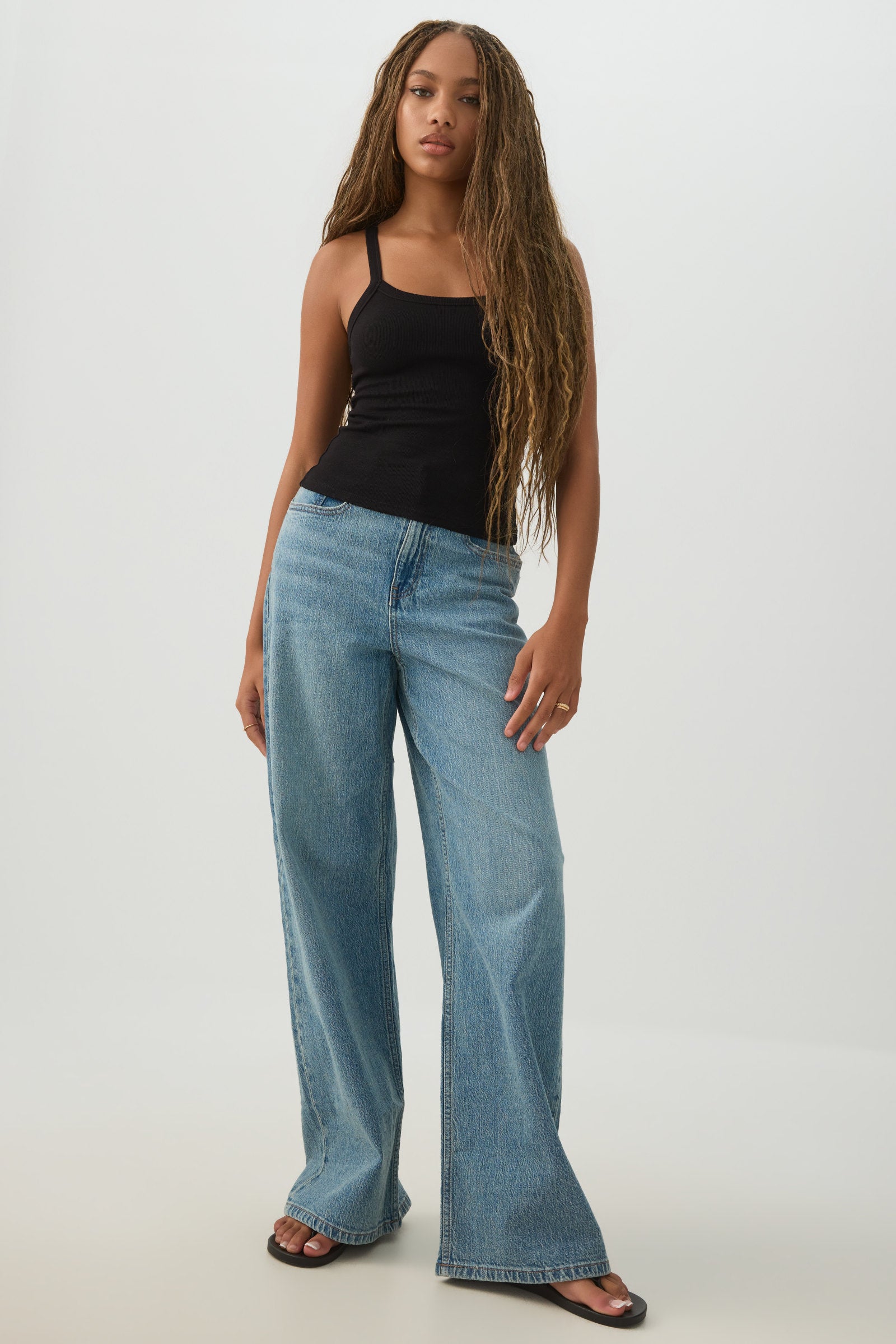 Basic Rib Scoop Neck Tank Top | Ardene