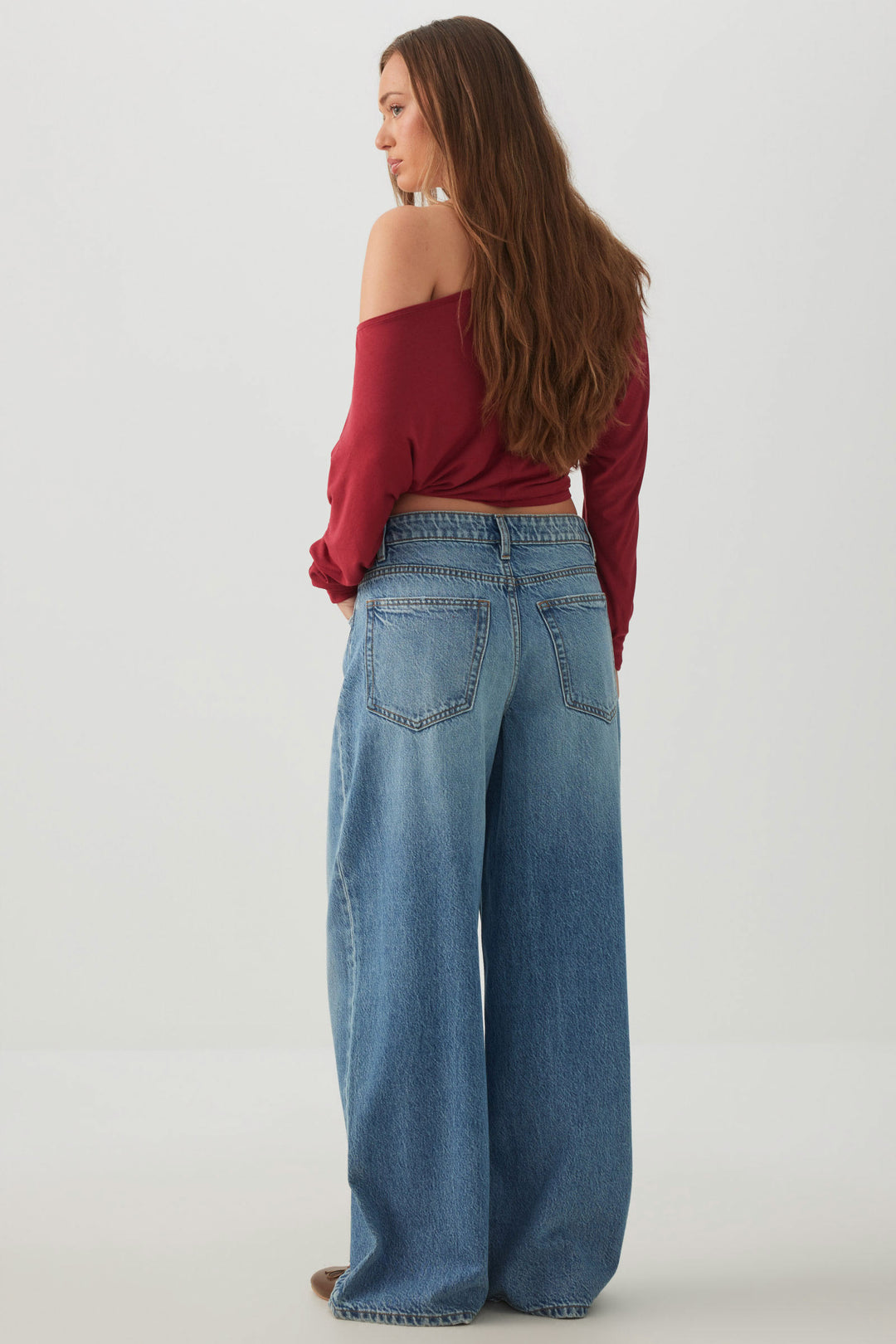 The Weekend Fit Low Rise Wide Leg Slouchy Jean