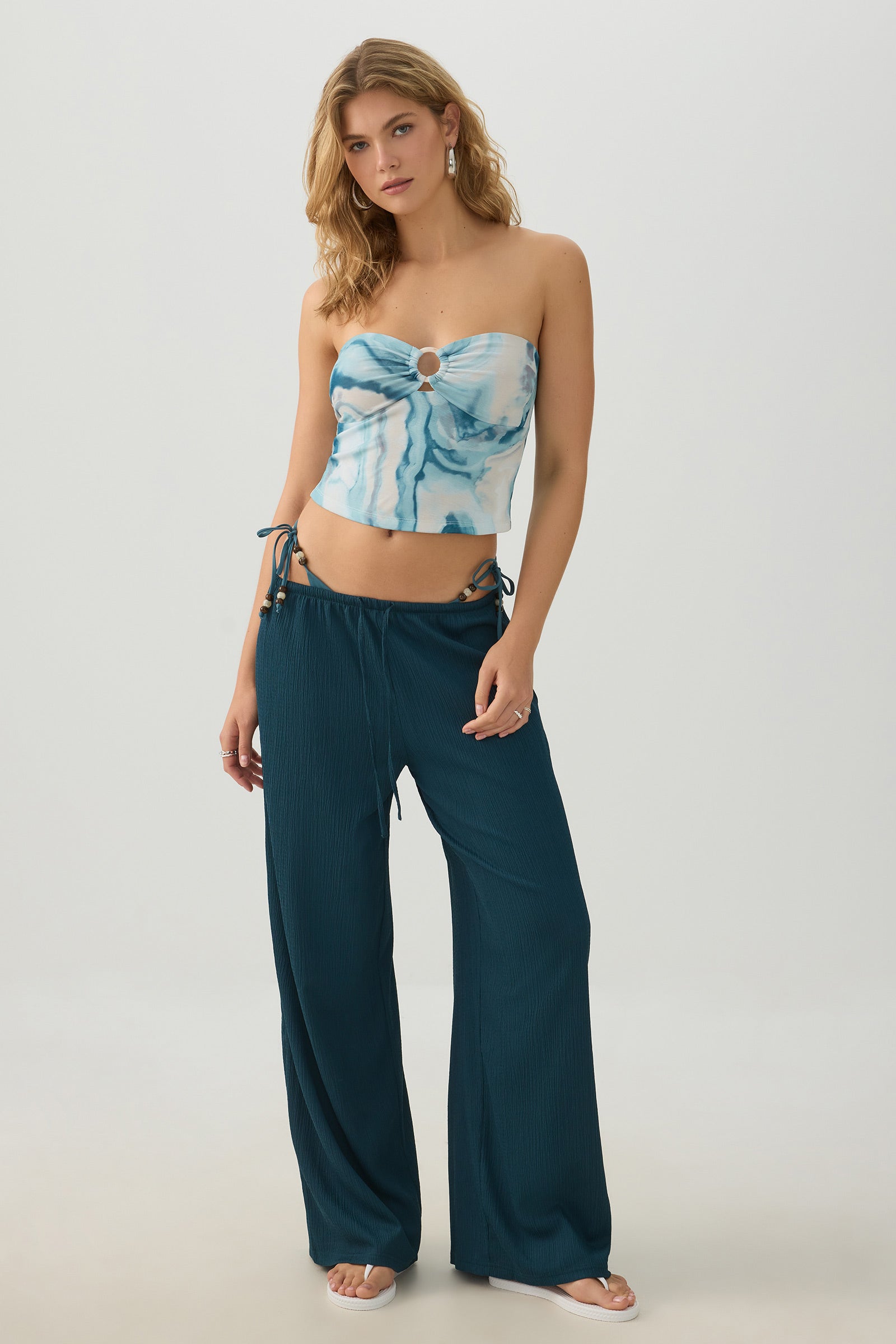 Wide Leg Seersucker Pants | Ardene