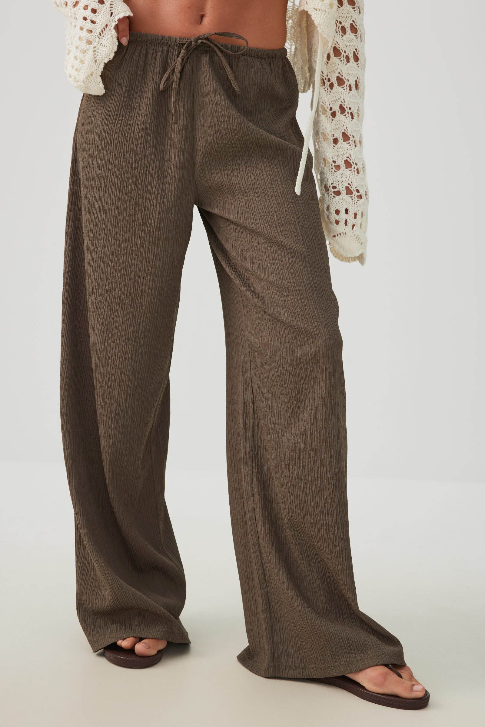Wide Leg Seersucker Pants | Ardene