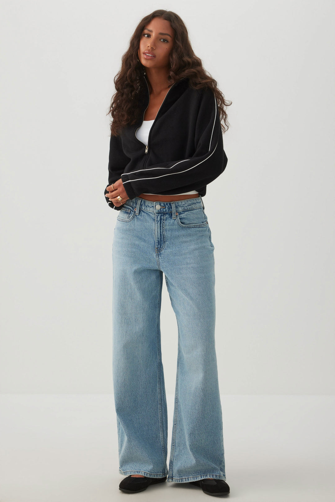 The Legacy Fit High Rise Wide Leg Jean