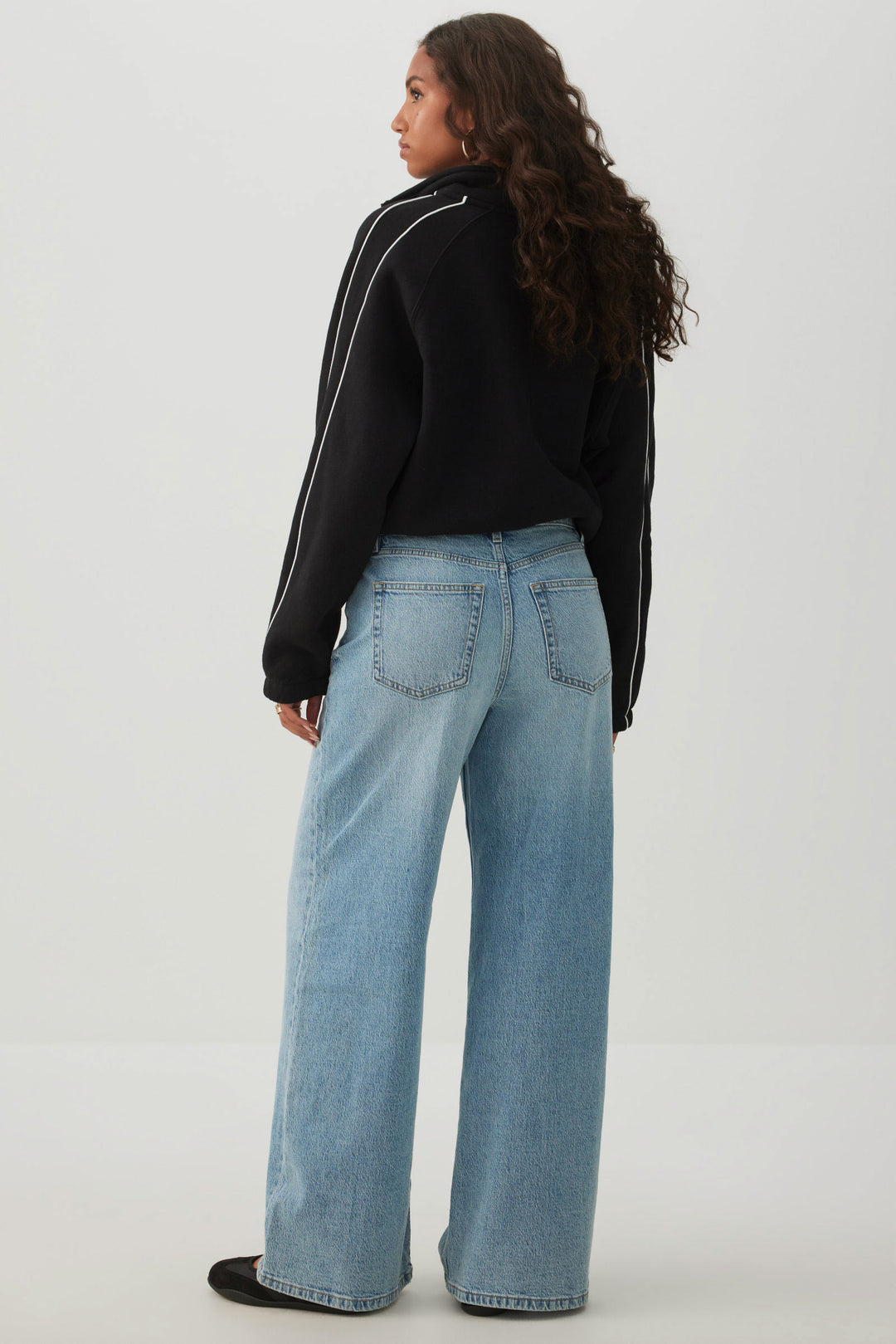 The Legacy Fit High Rise Wide Leg Jean