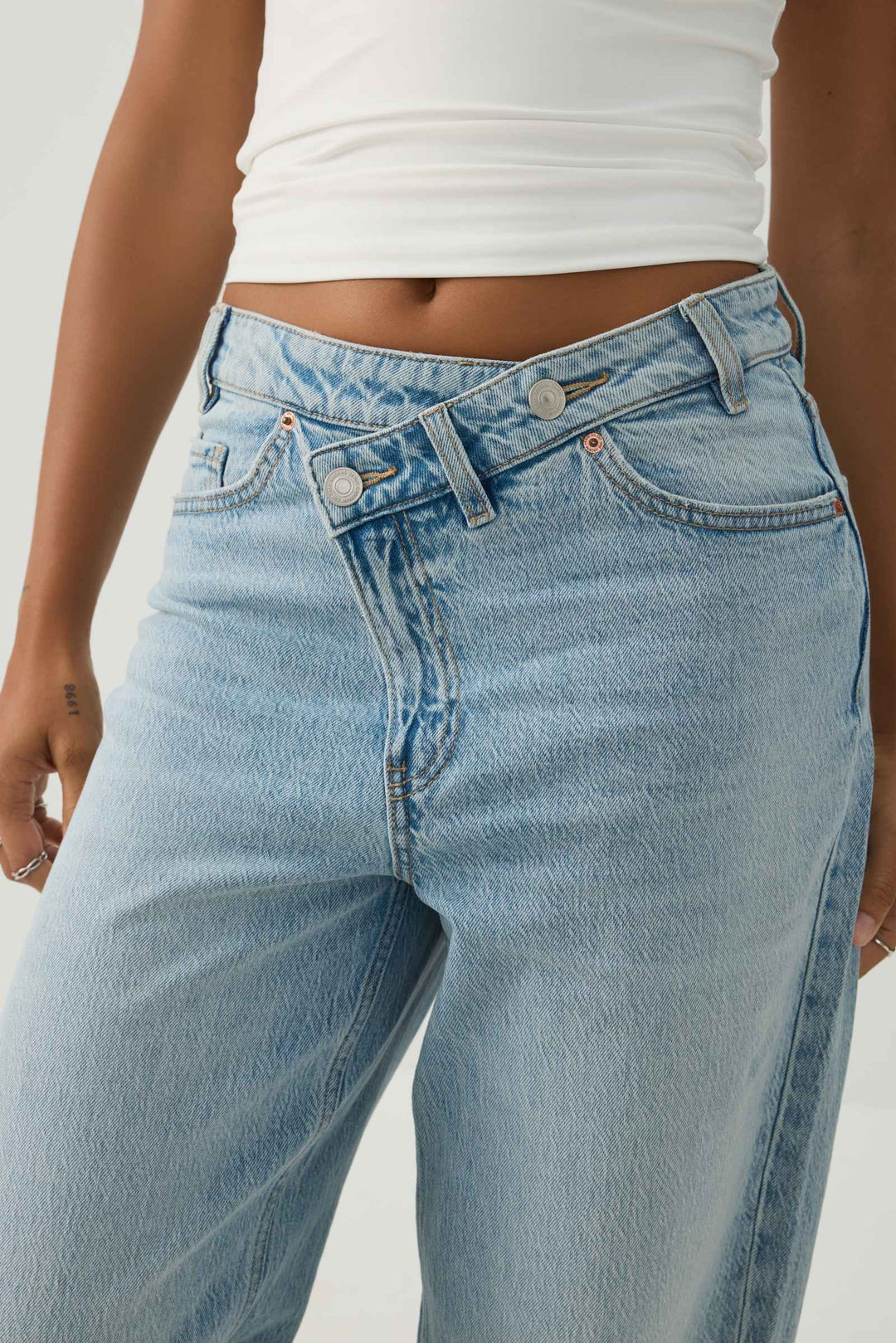 The Legacy Fit Crossover Waist Wide Leg Jean
