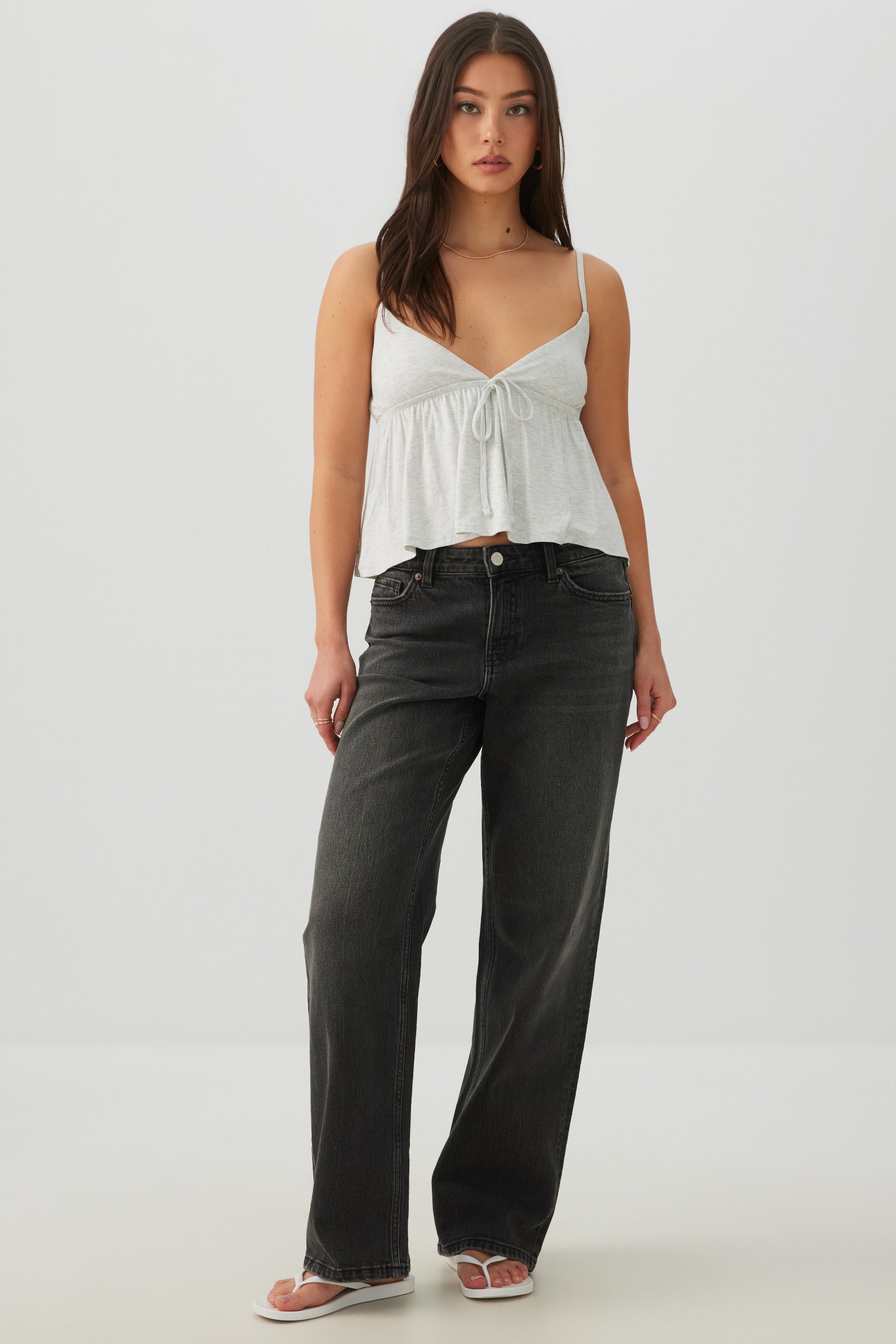 DIANTE TIE FRONT BARETOP グレー Tie Front Babydoll Tank Top | Ardene