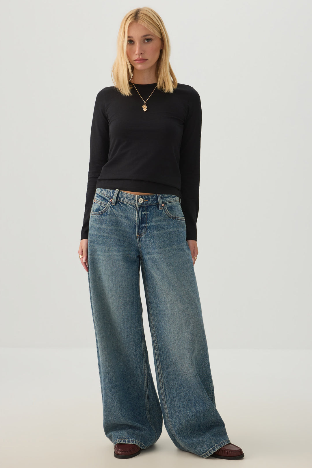 Basicore™ Fitted Long Sleeve T-Shirt