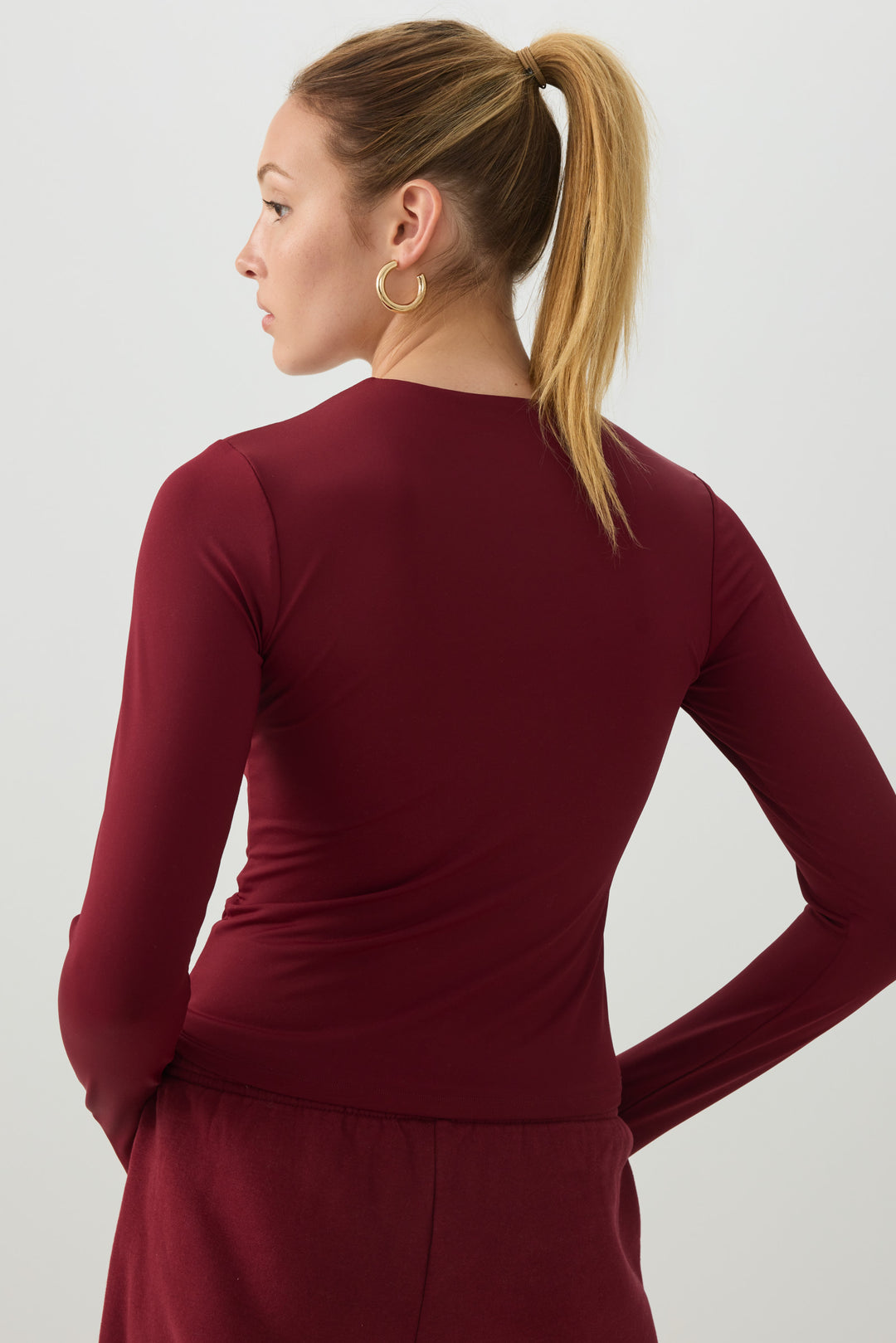 PURAFORM™ Crew Neck Crop T-Shirt