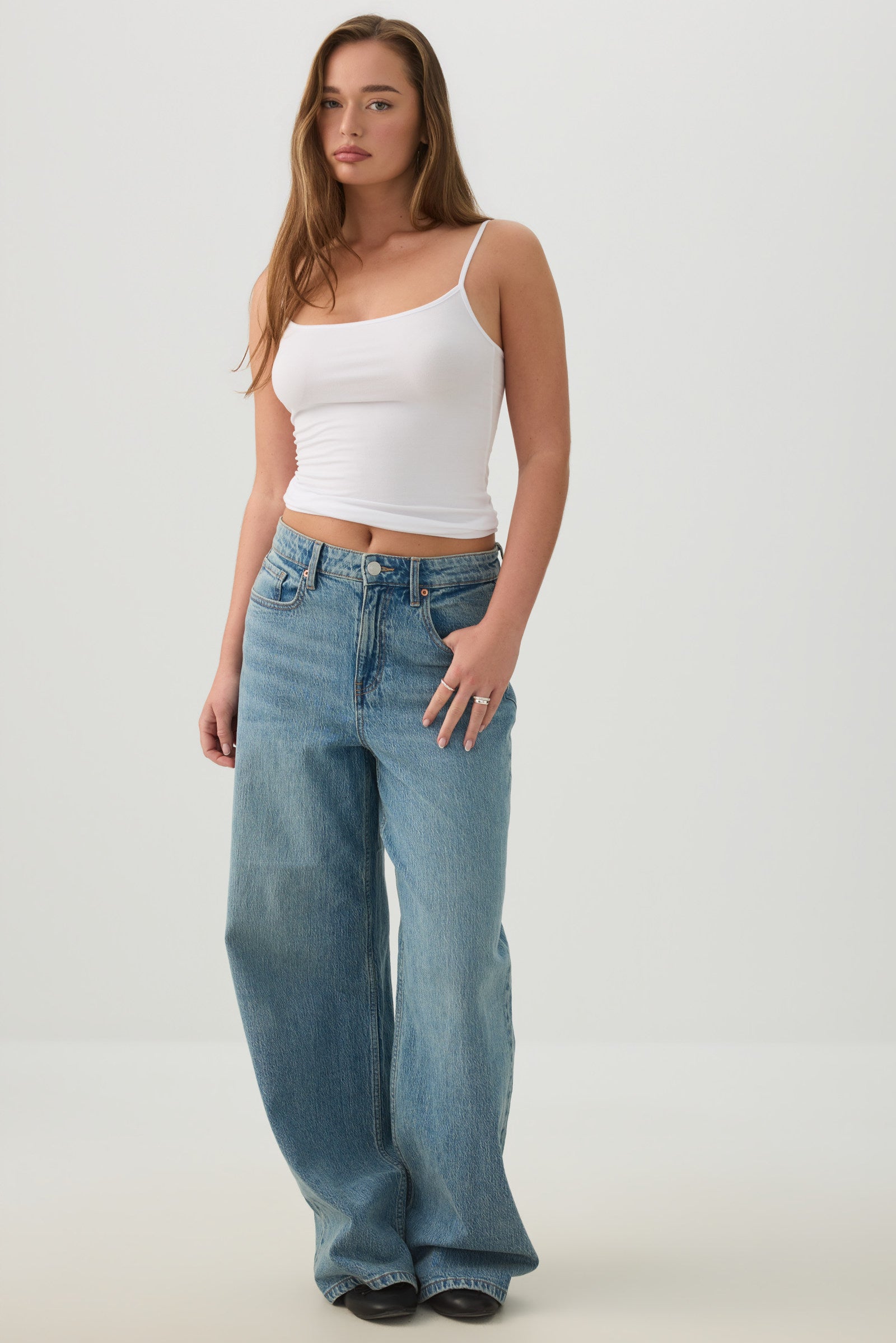 Smoothcore™ Basic Scoop Neck Tank Top | Ardene