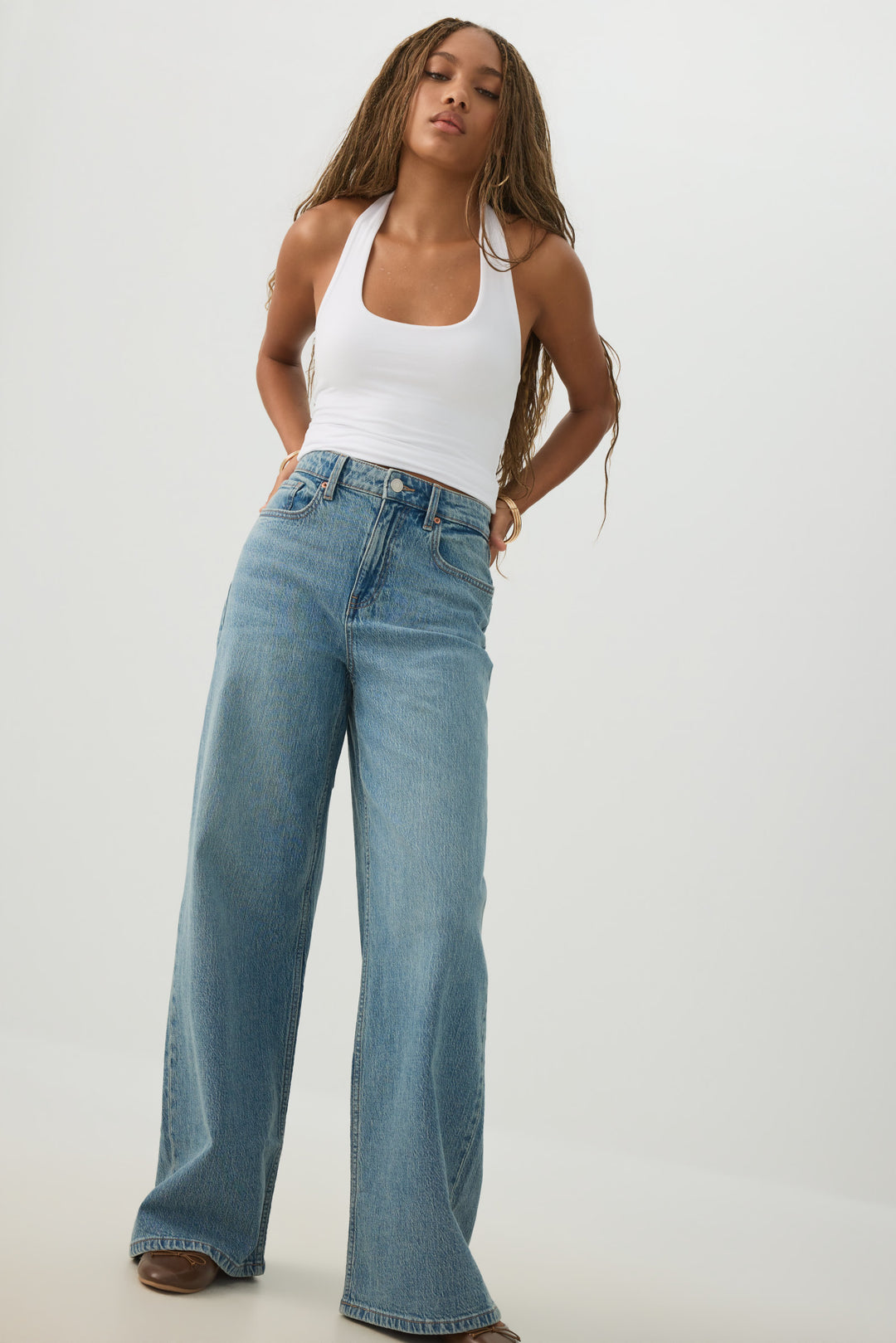 Smoothcore™ Basic Halter Crop Tank Top