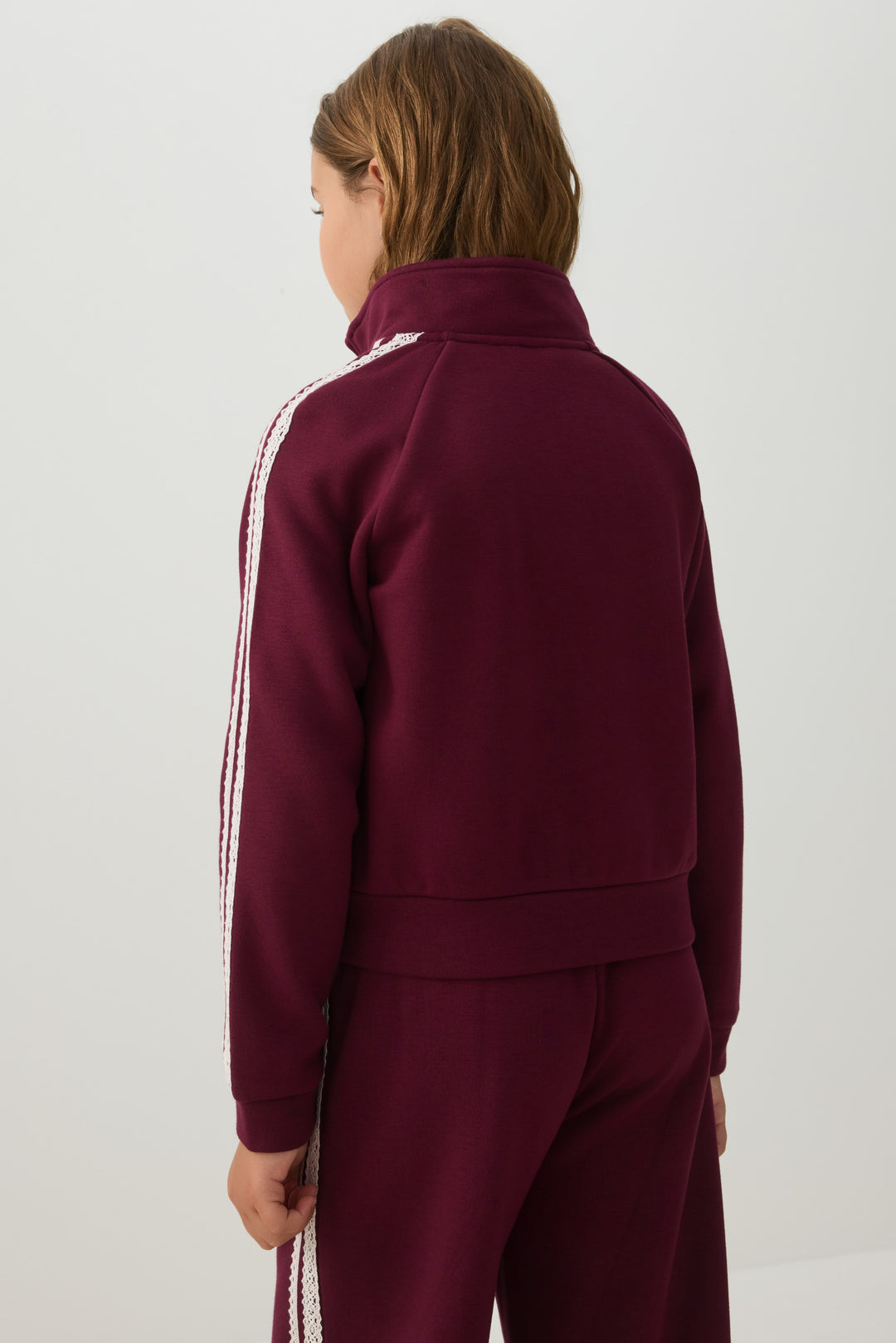 Veste à fermeture à glissière et col montant