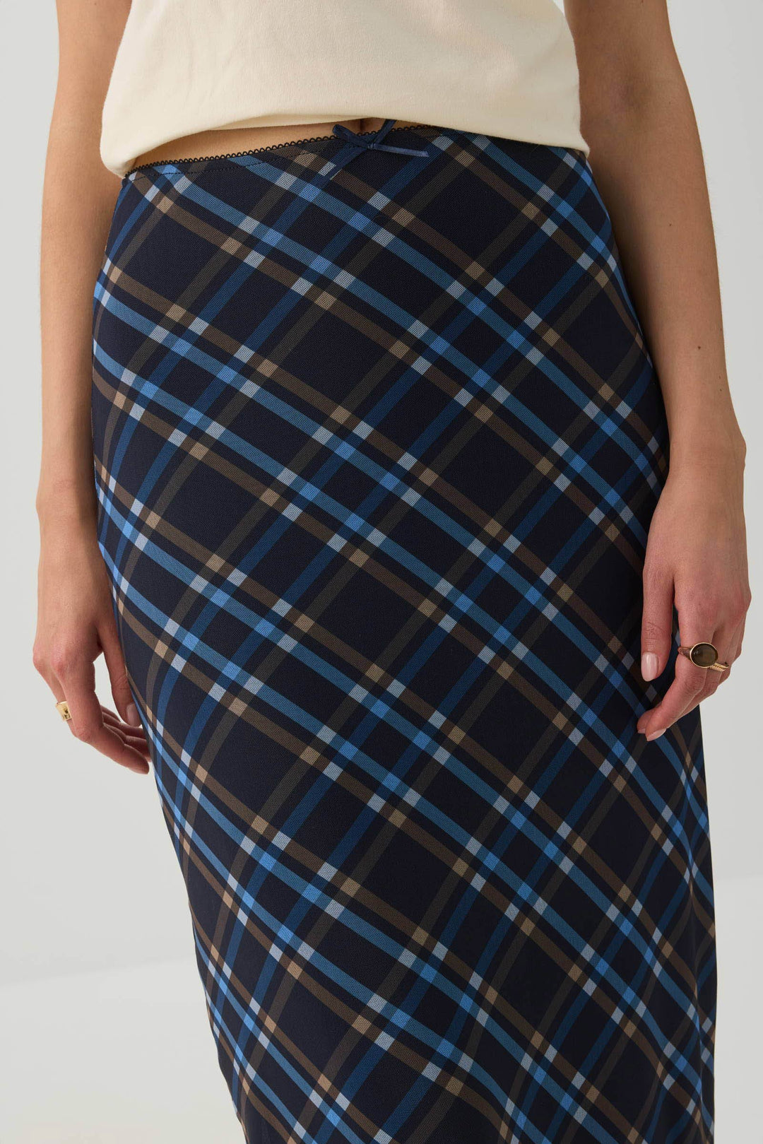 Plaid pattern Mesh Maxi Skirt