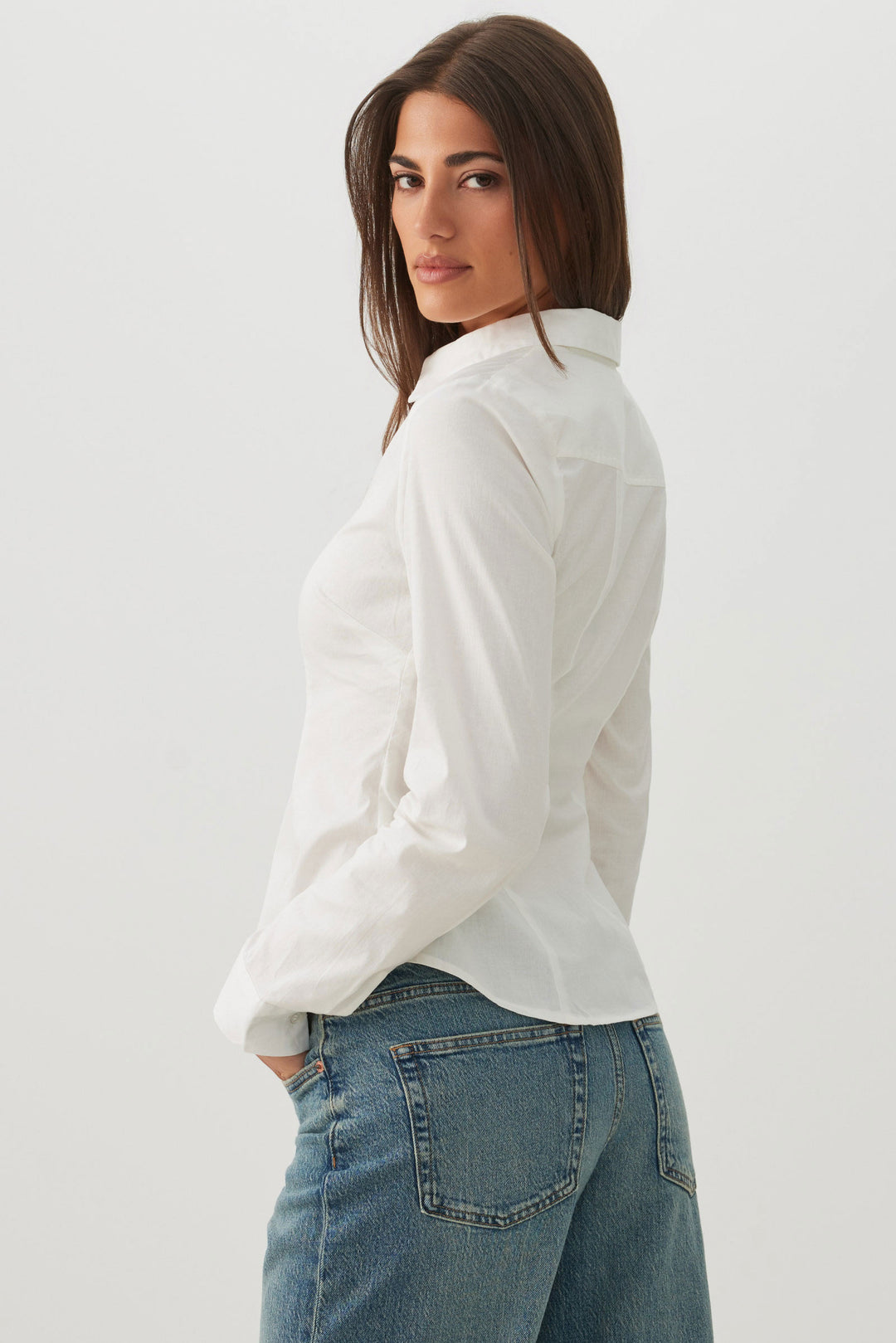 Chemise ajustée à col classique