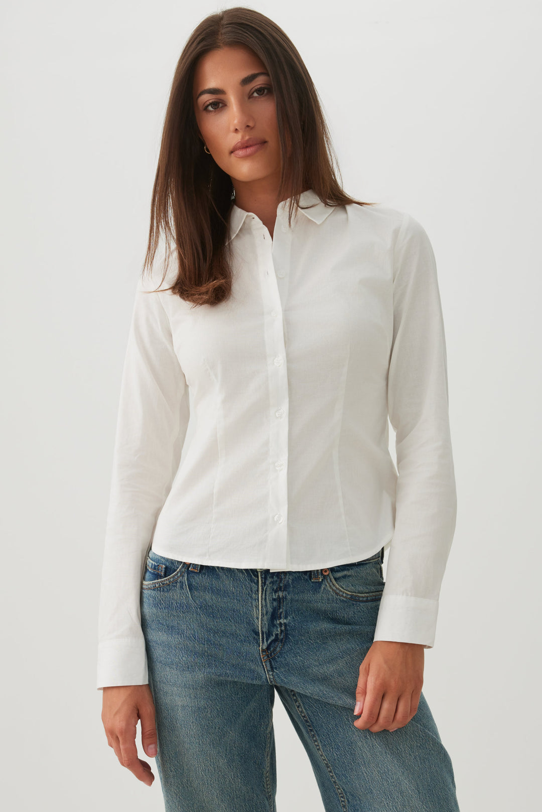 Chemise ajustée à col classique