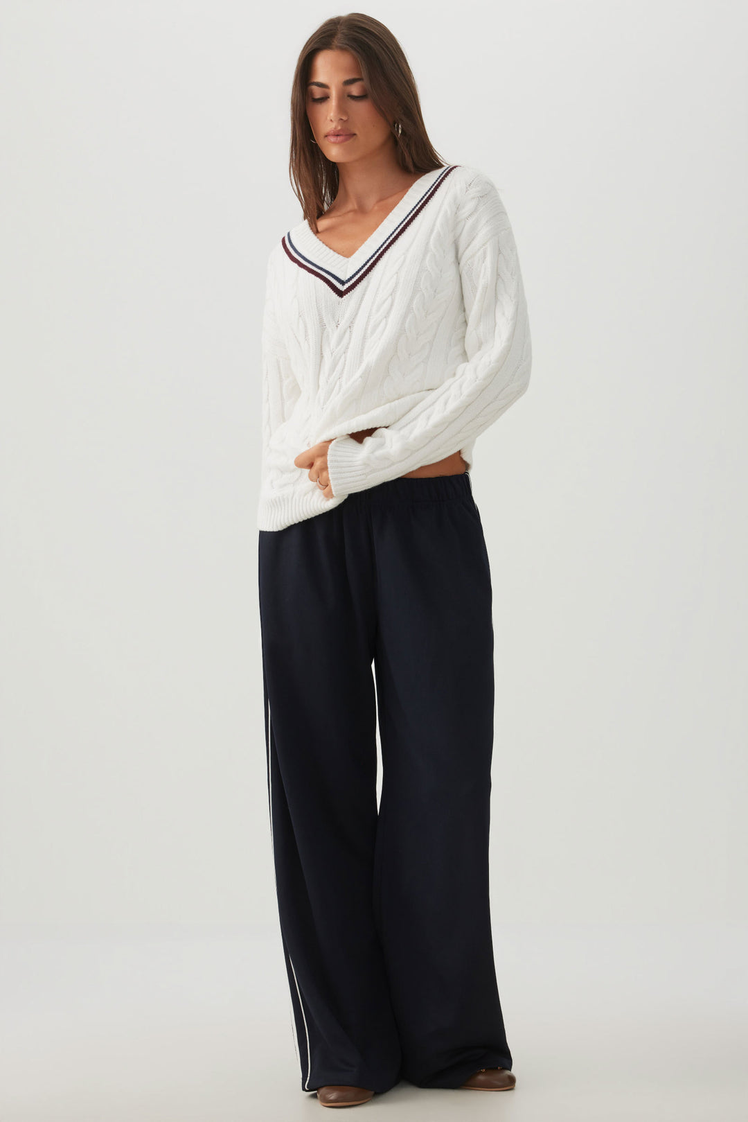 Pull à col en v en tricot torsadé
