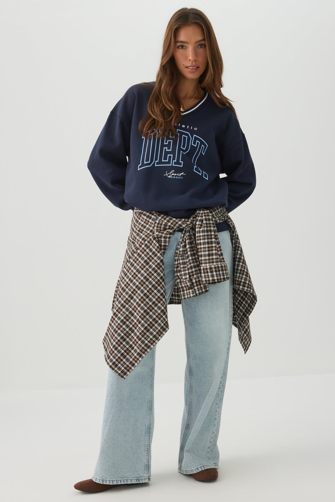 MADESOFT™ Fleece V-Neck Graphic Sweatshirt