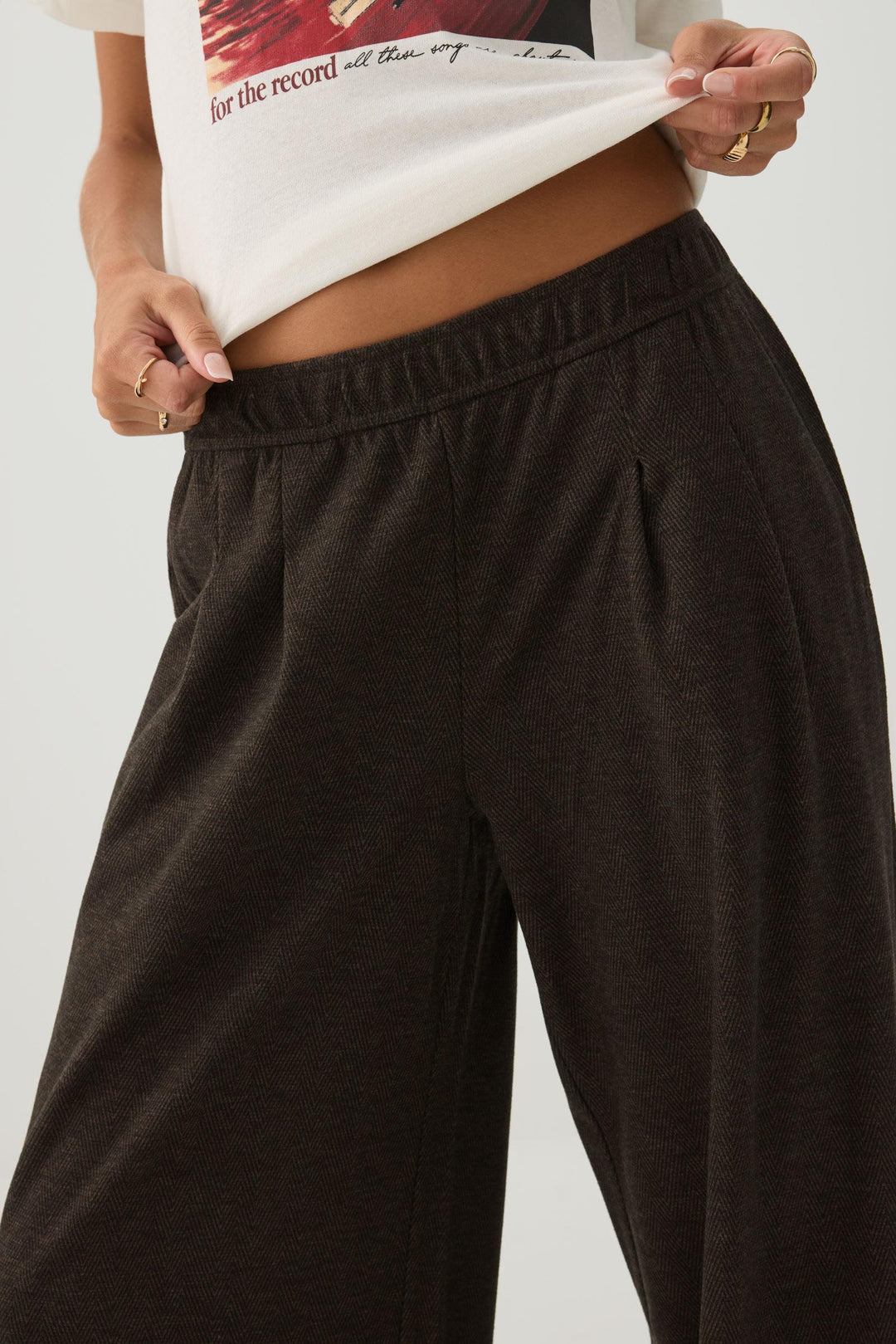 Pleated Wide Leg Knit Pants