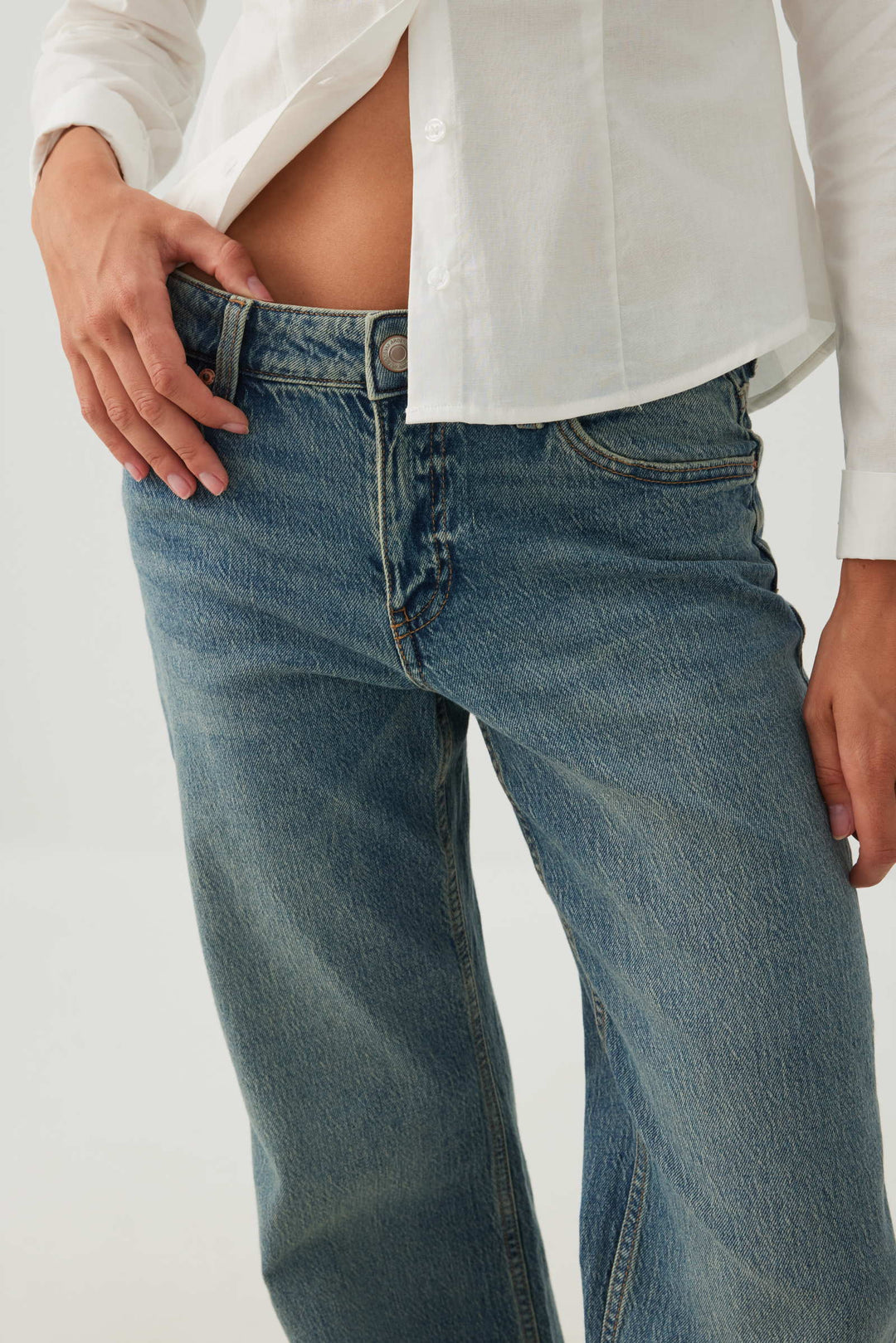 The Era Fit Mid Rise Straight Jean