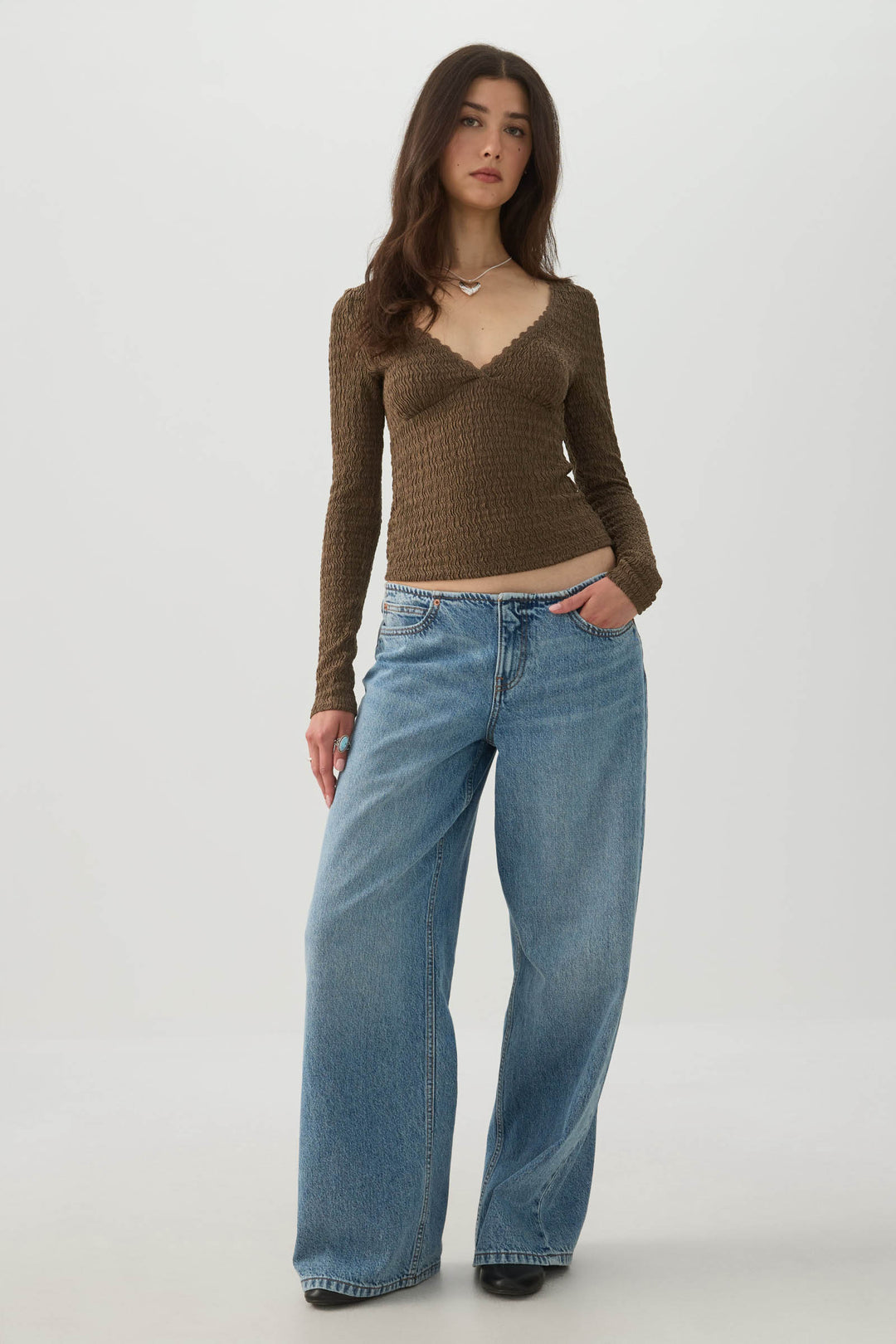 The Off-Duty No-Waistband Fit Low Rise Wide Leg Jean