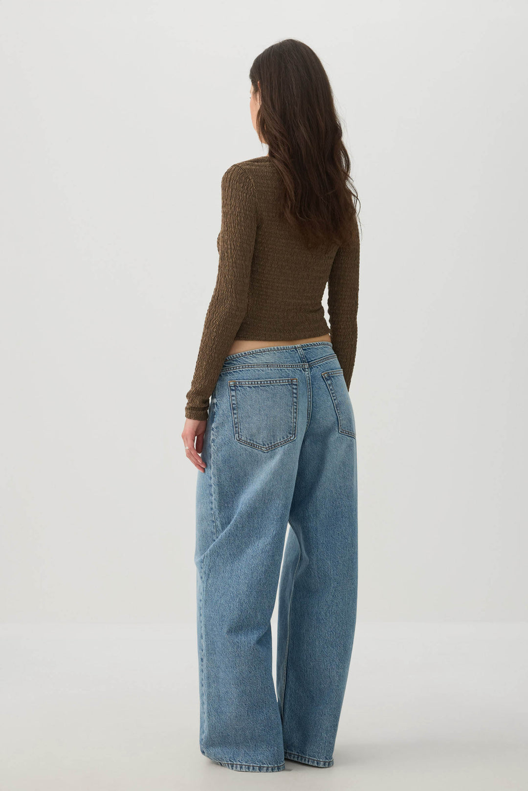 The Off-Duty No-Waistband Fit Low Rise Wide Leg Jean
