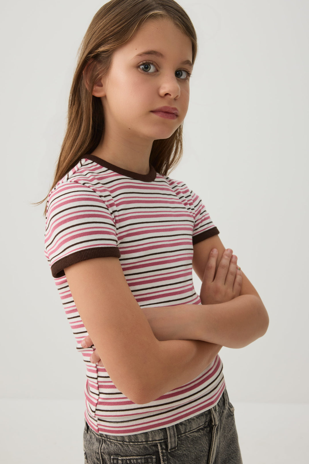 T-shirt côtelé à bordure contrastante et rayures