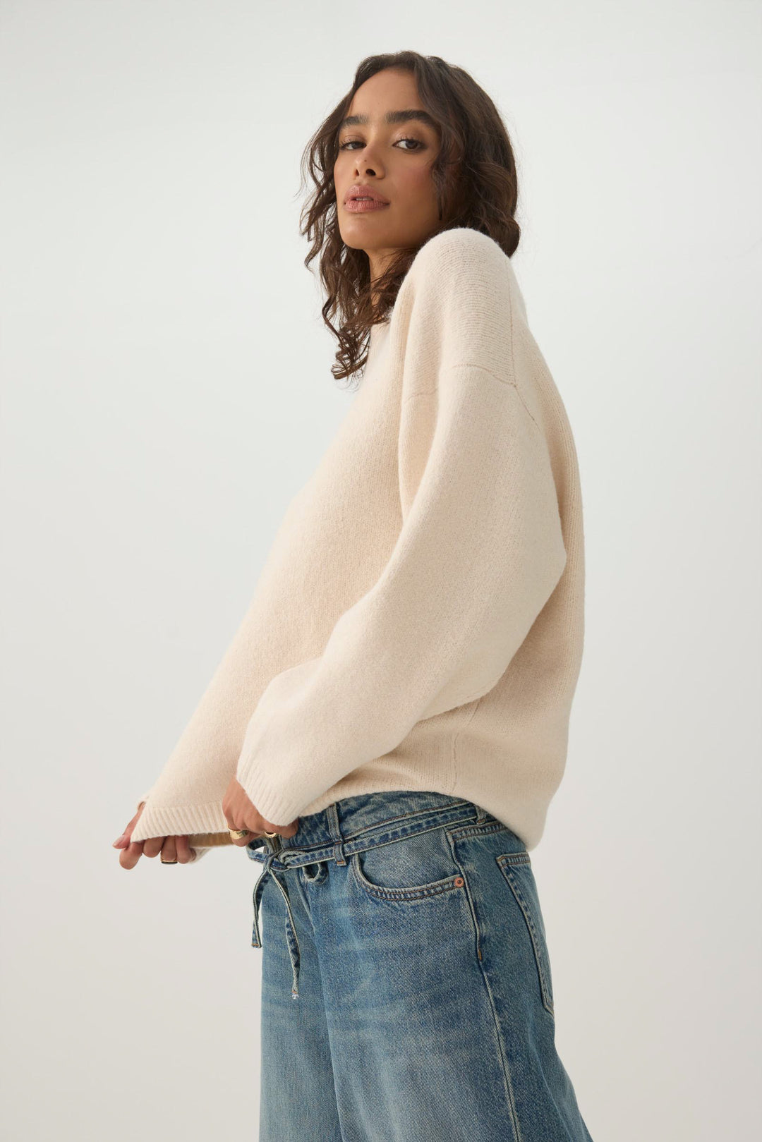 MODERAKNIT™ Long Oversized Sweater