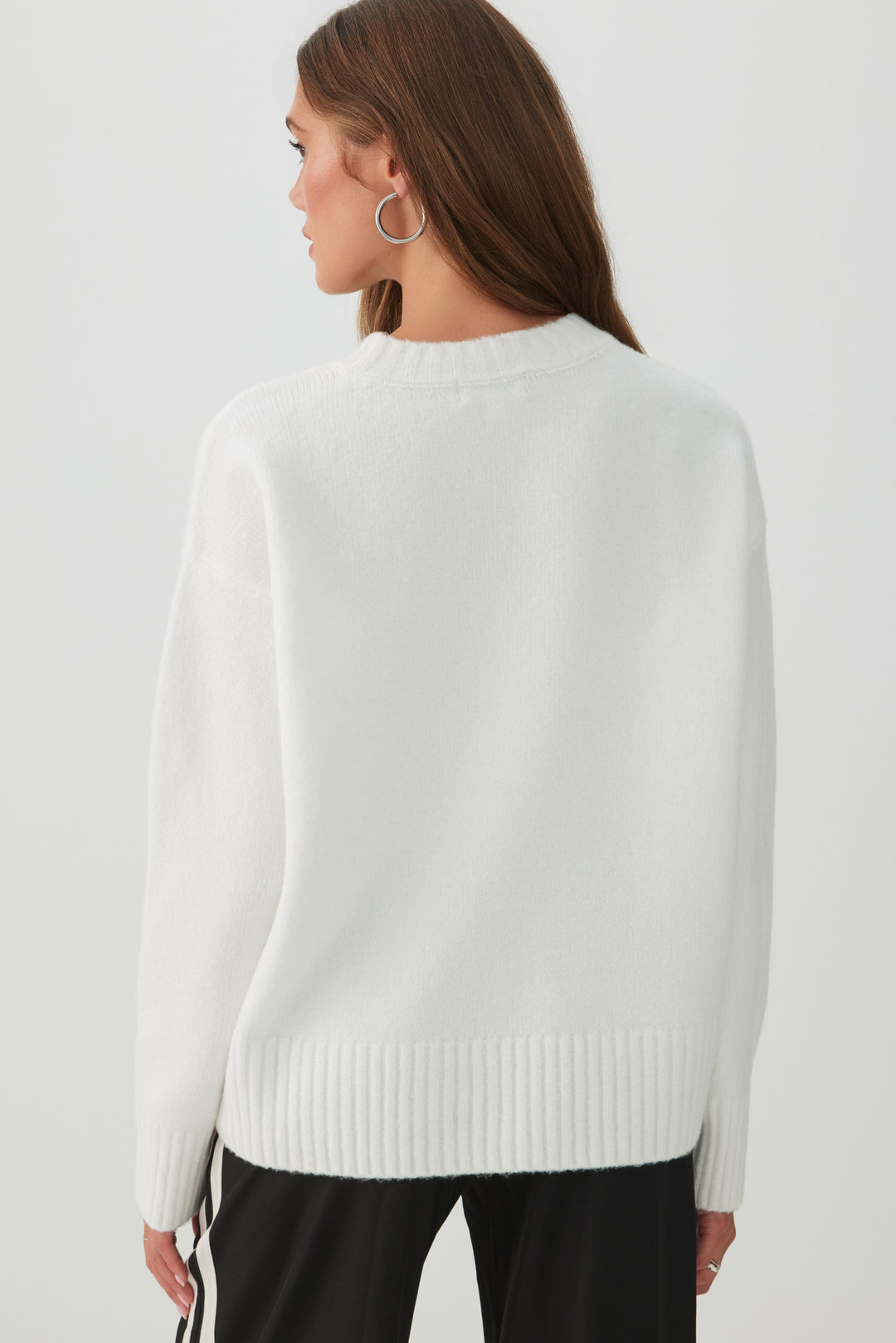 MODERAKNIT™ High Low Bubble Sweater