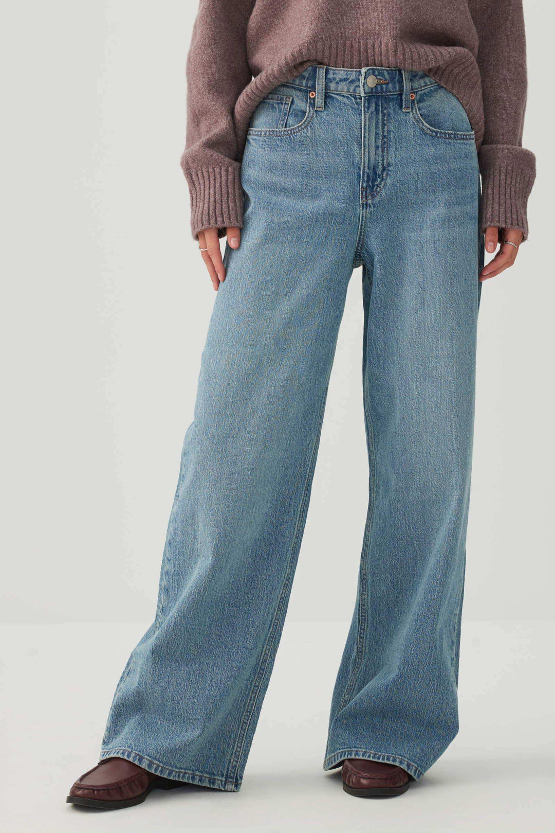 The Legacy Fit High Rise Wide Leg Jean
