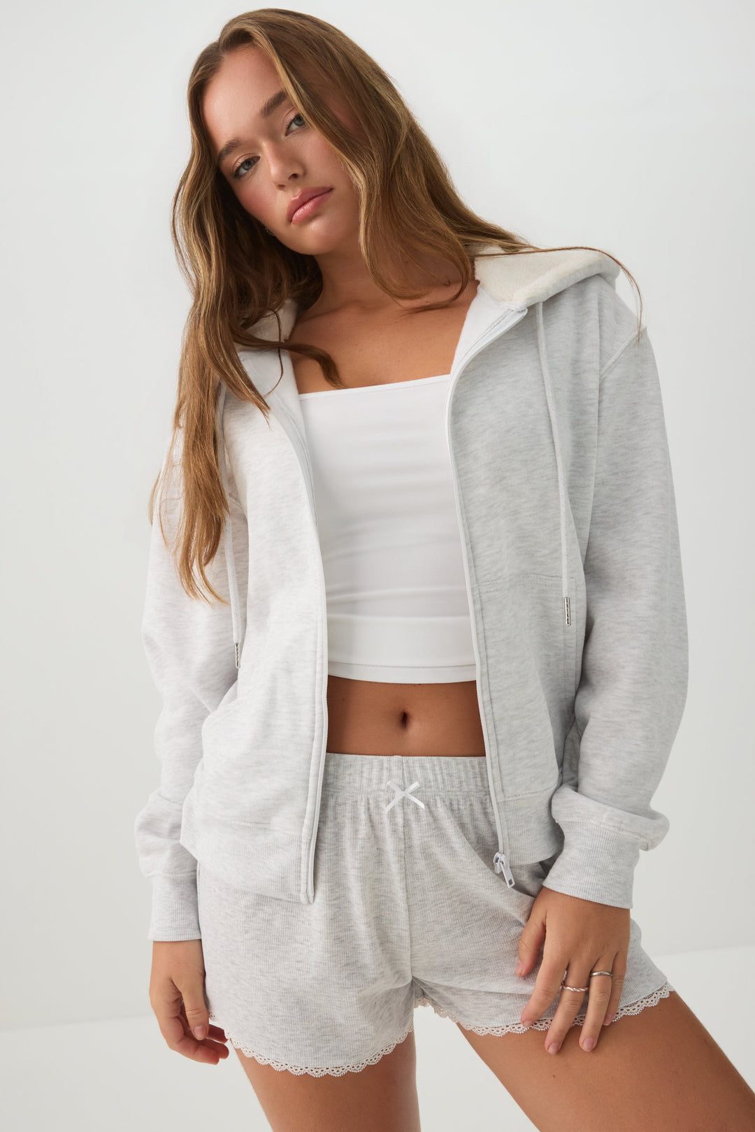 Veste à glissière et capuchon doublé sherpa