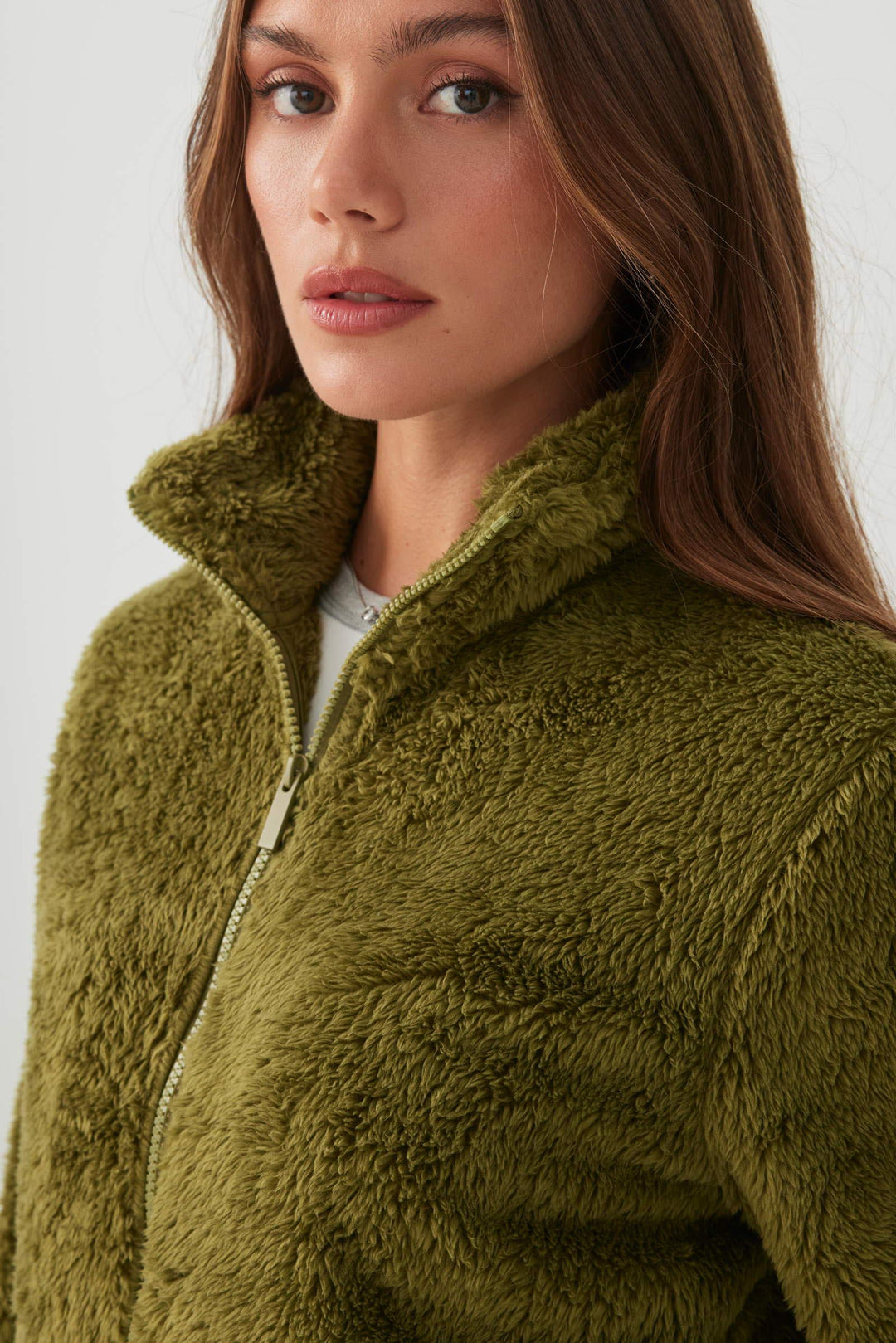 Veste à glissière en sherpa duveteux