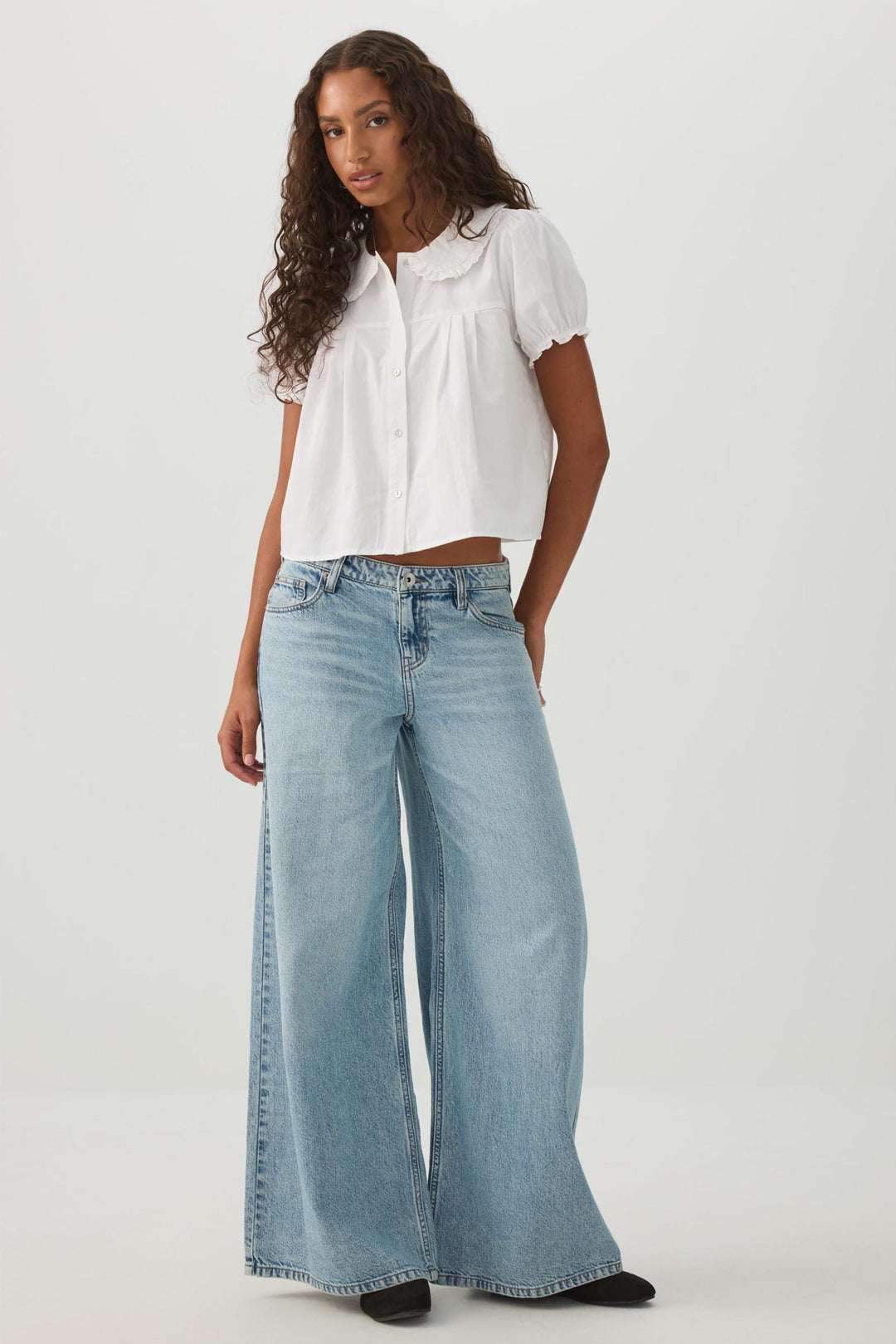 Chemise boutonnée à manches bouffantes